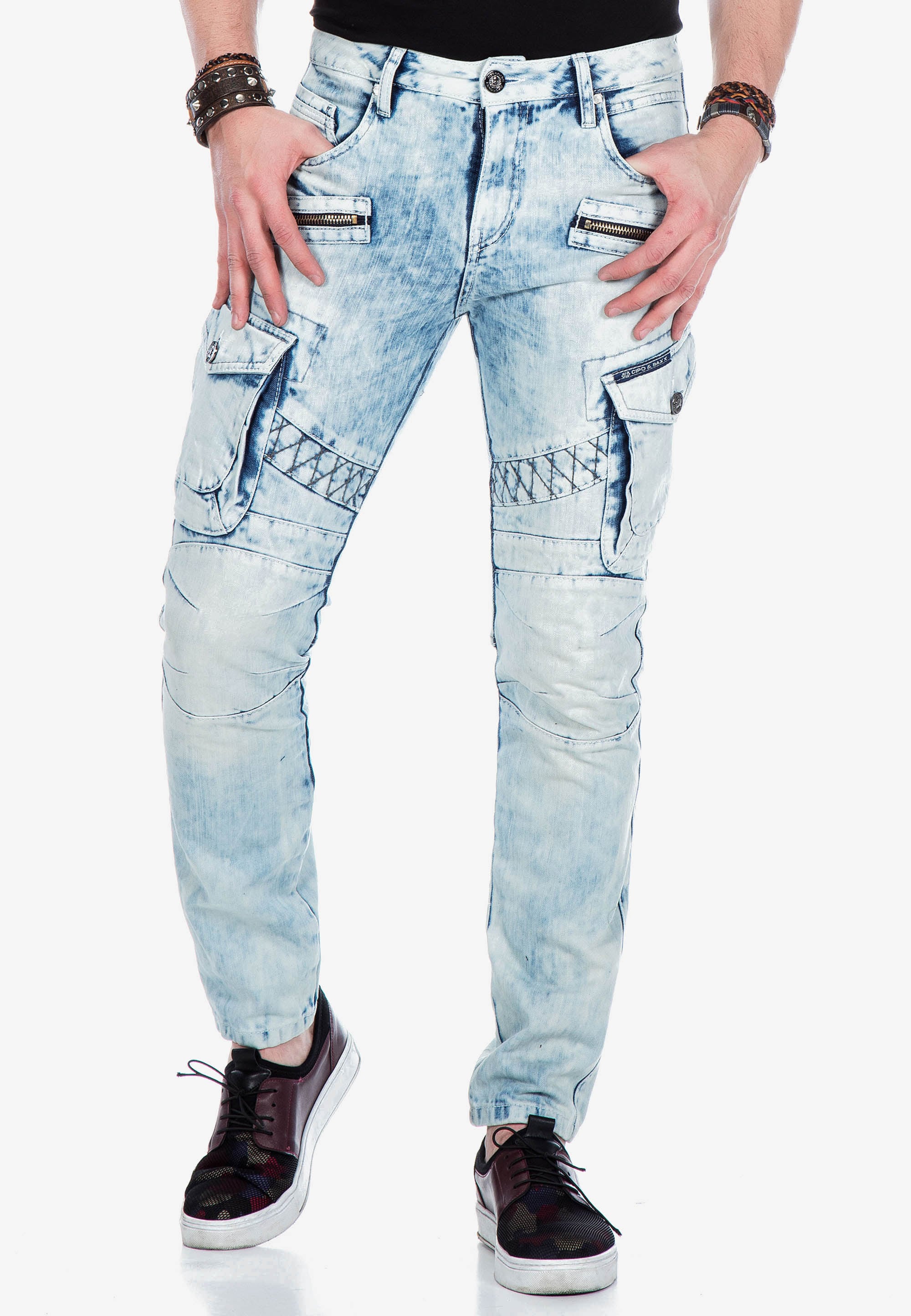Cipo & Baxx Bequeme Jeans, im Cargo-Style mit Deko-Zippern in Straight Fit günstig online kaufen