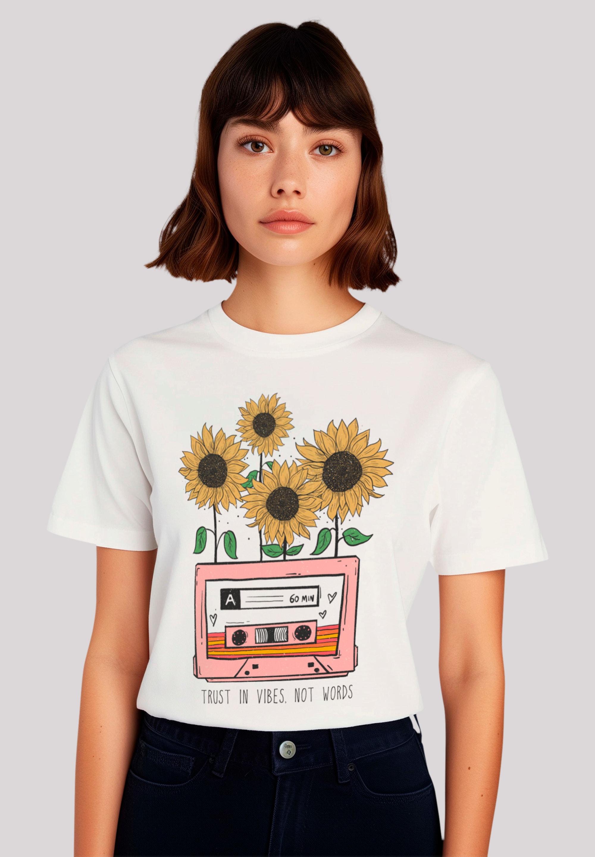 F4NT4STIC T-Shirt "Flower trust in vibes not words retro", Premium Qualität günstig online kaufen