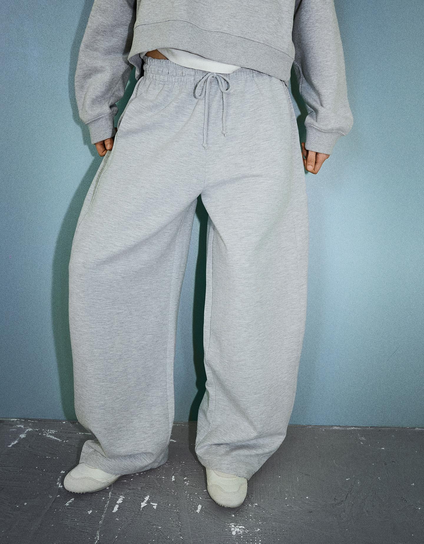 Bershka Hose Aus Plüsch Mit Stehkragen Damen M Grau günstig online kaufen