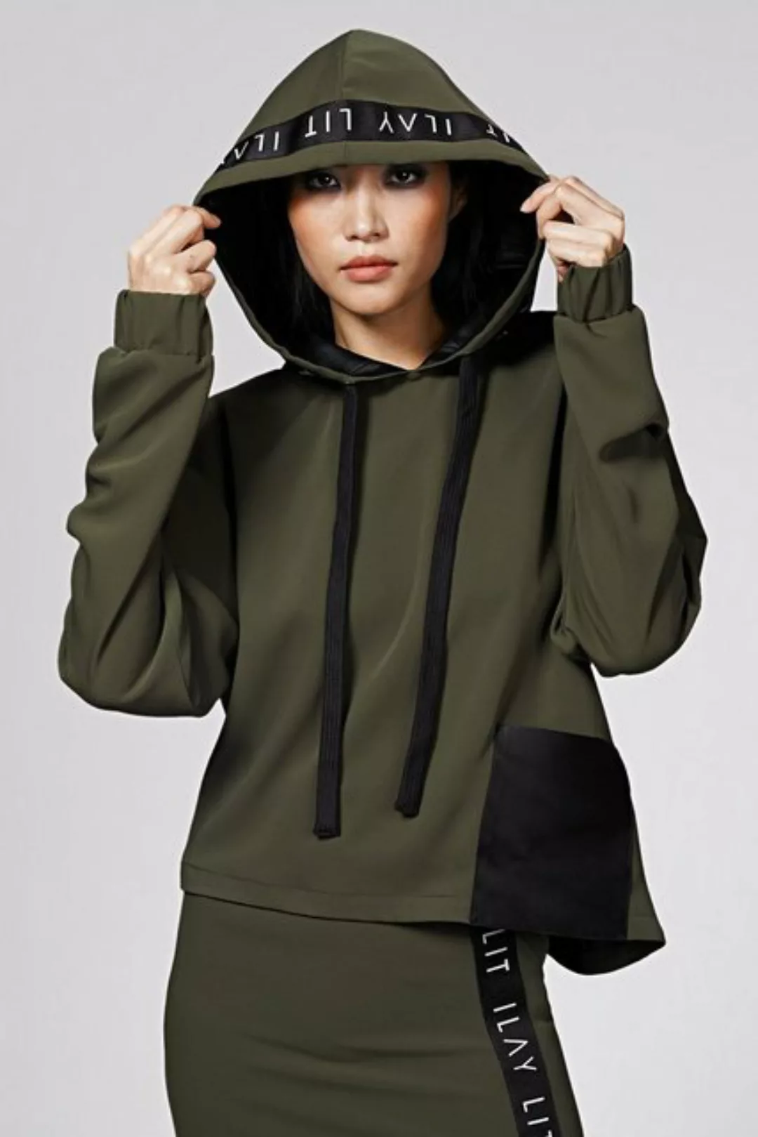 ILAY Lit Hoodie Dawn Hoodie Olive (Rock dazu verfügbar) mit Aufsatztasche günstig online kaufen