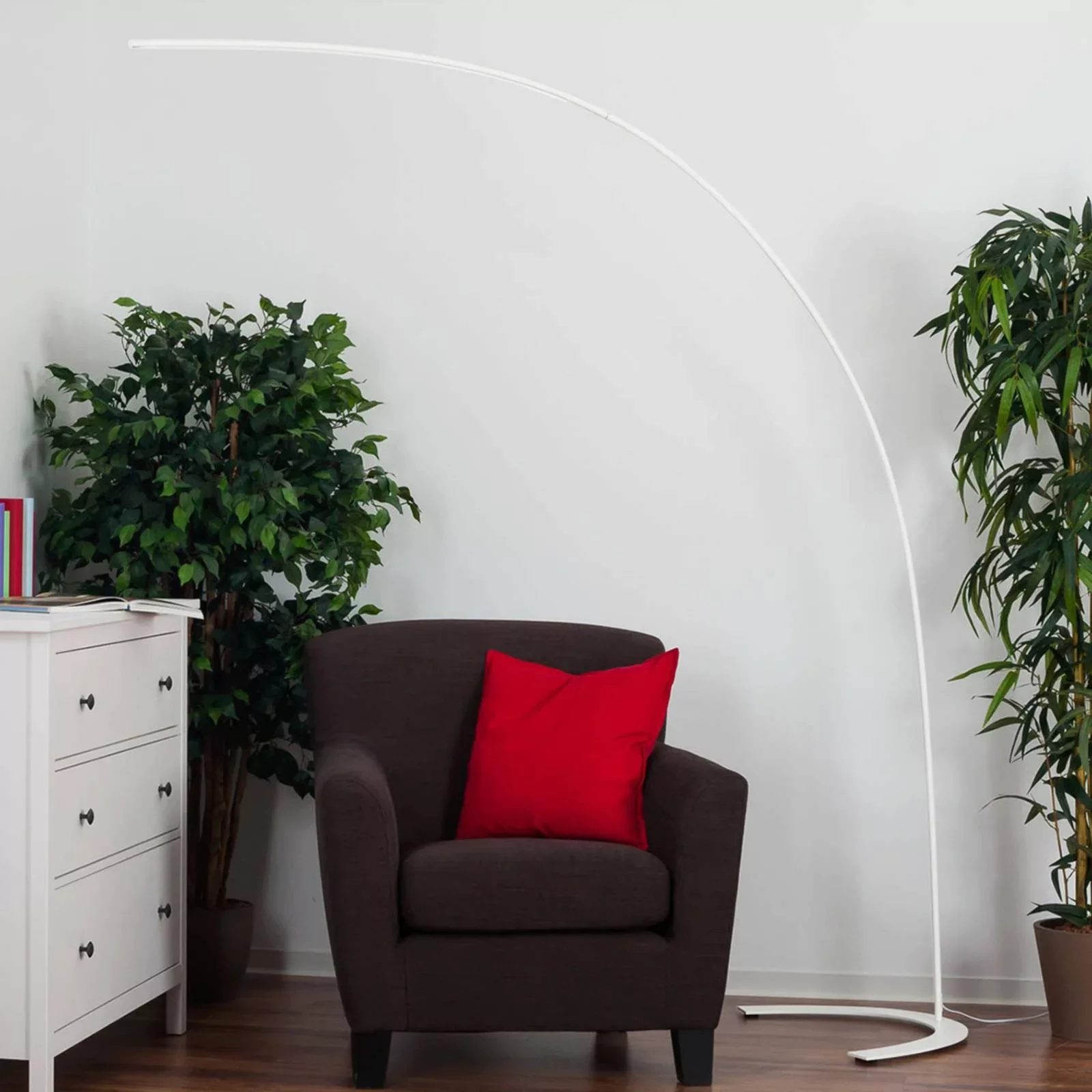 Lindby LED-Stehleuchte Danua, weiß, Metall, Höhe 200cm günstig online kaufen