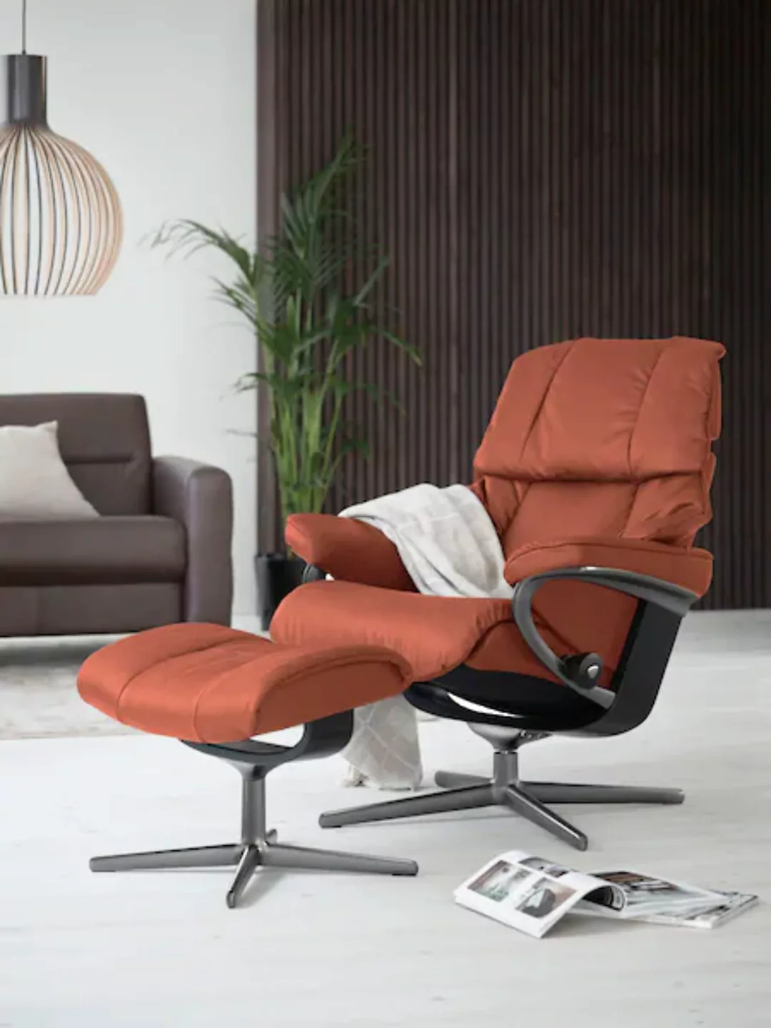 Stressless Relaxsessel "Reno", mit Cross Base, Größe S, M & L, Holzakzent S günstig online kaufen