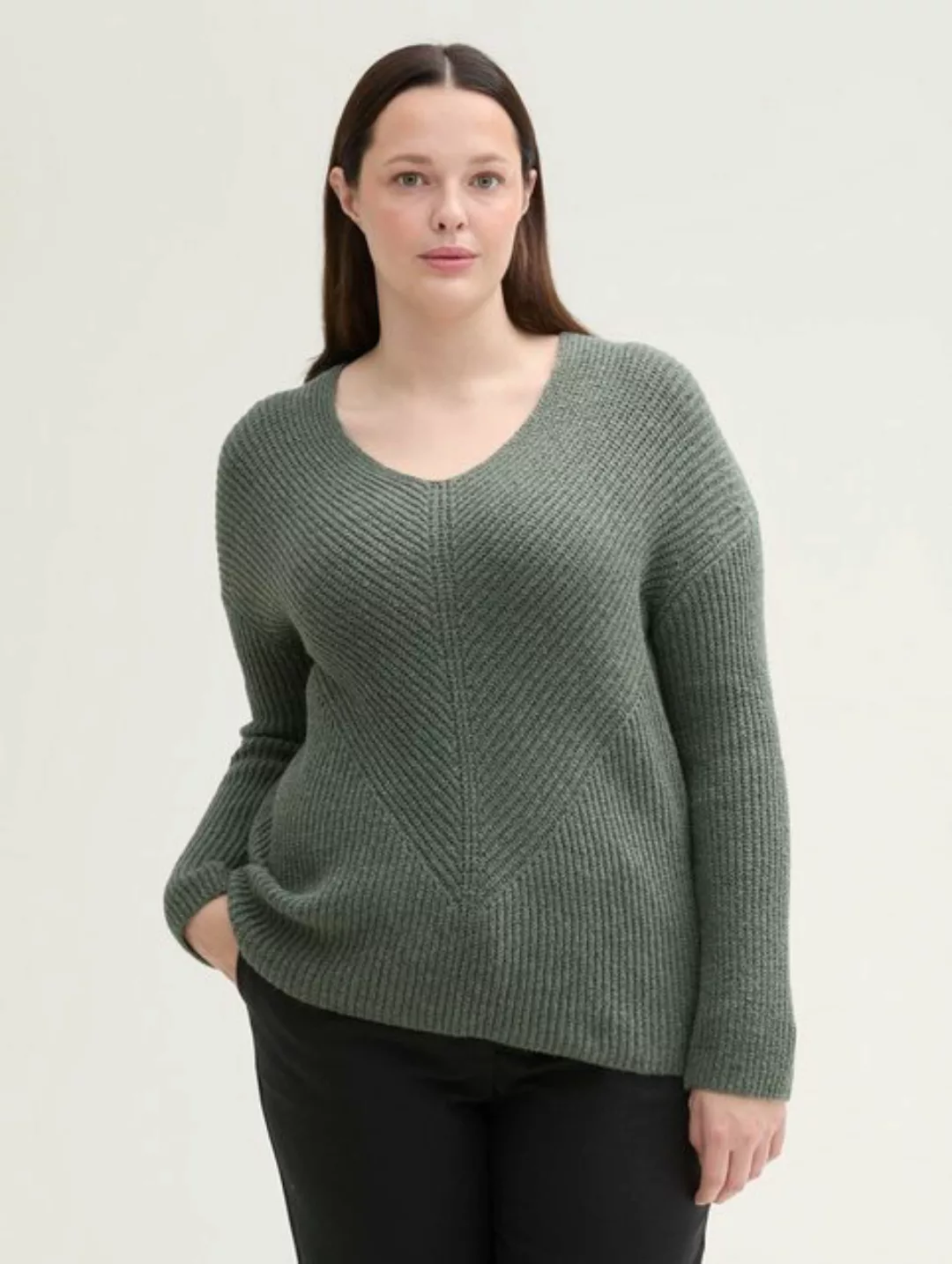 TOM TAILOR PLUS Strickpullover Plus Size - Strickpullover mit V-Ausschnitt günstig online kaufen