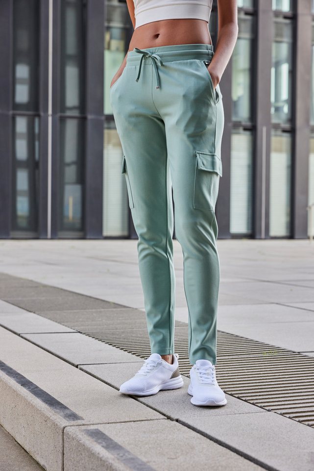 LASCANA Cargohose in weich fließendem Material, Loungewear günstig online kaufen