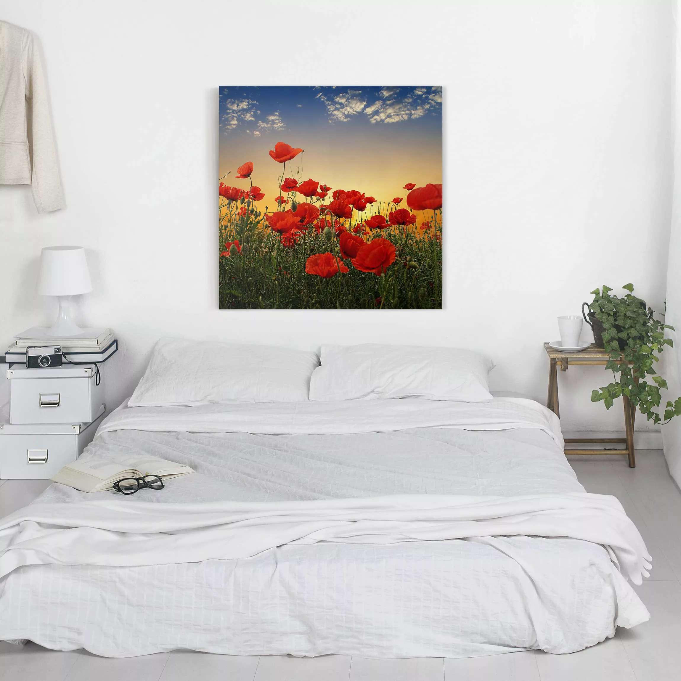 Leinwandbild Blumen - Quadrat Mohnblumenfeld im Sonnenuntergang günstig online kaufen