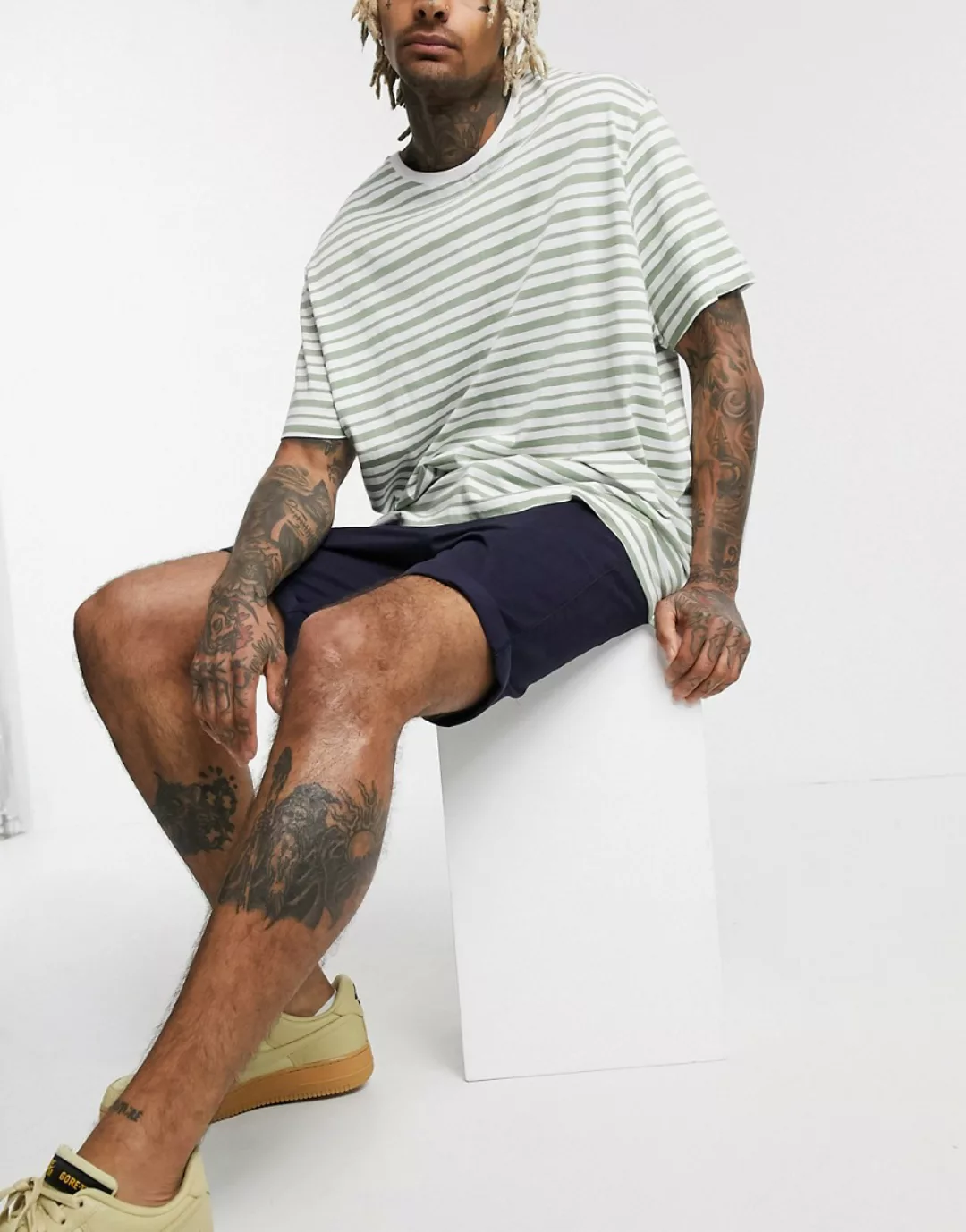 New Look – Marineblaue Chino-Shorts günstig online kaufen