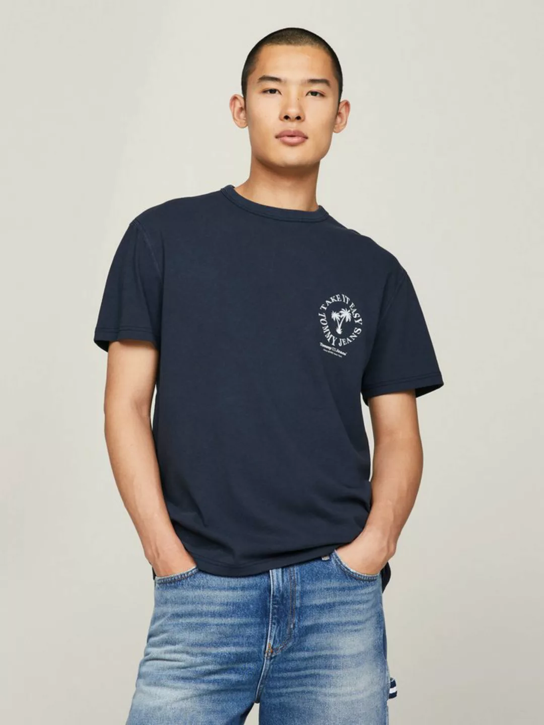 Tommy Jeans T-Shirt TJM REG NOVELTY GRAPHIC2 TEE mit Rückenprint günstig online kaufen