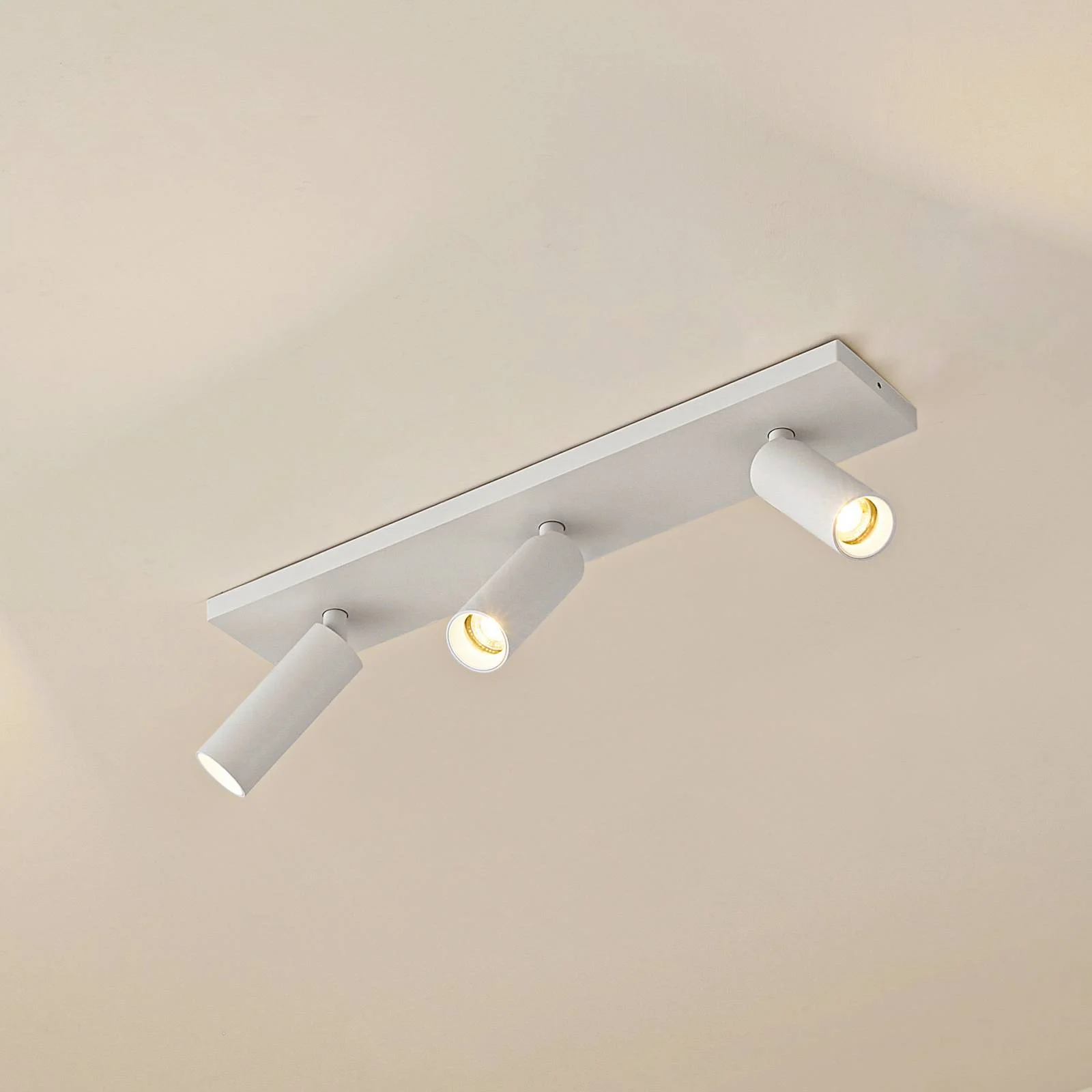 Arcchio Deckenstrahler Brinja Slim, weiß, 3-flg., GU10 MR11 günstig online kaufen