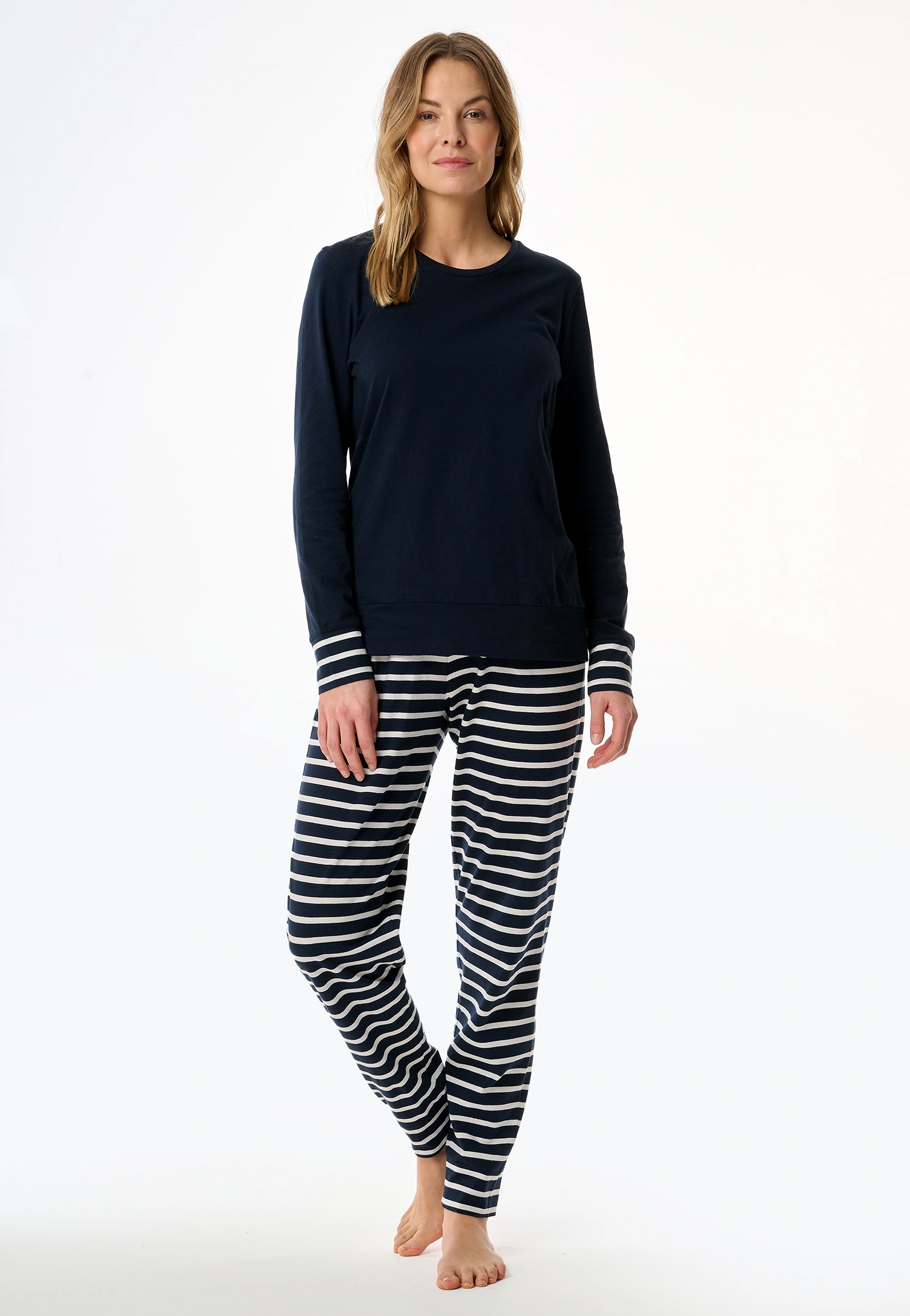 Schiesser Schlafanzug "Casual Essentials", (2 tlg.), Baumwolle, Rundhalsaus günstig online kaufen