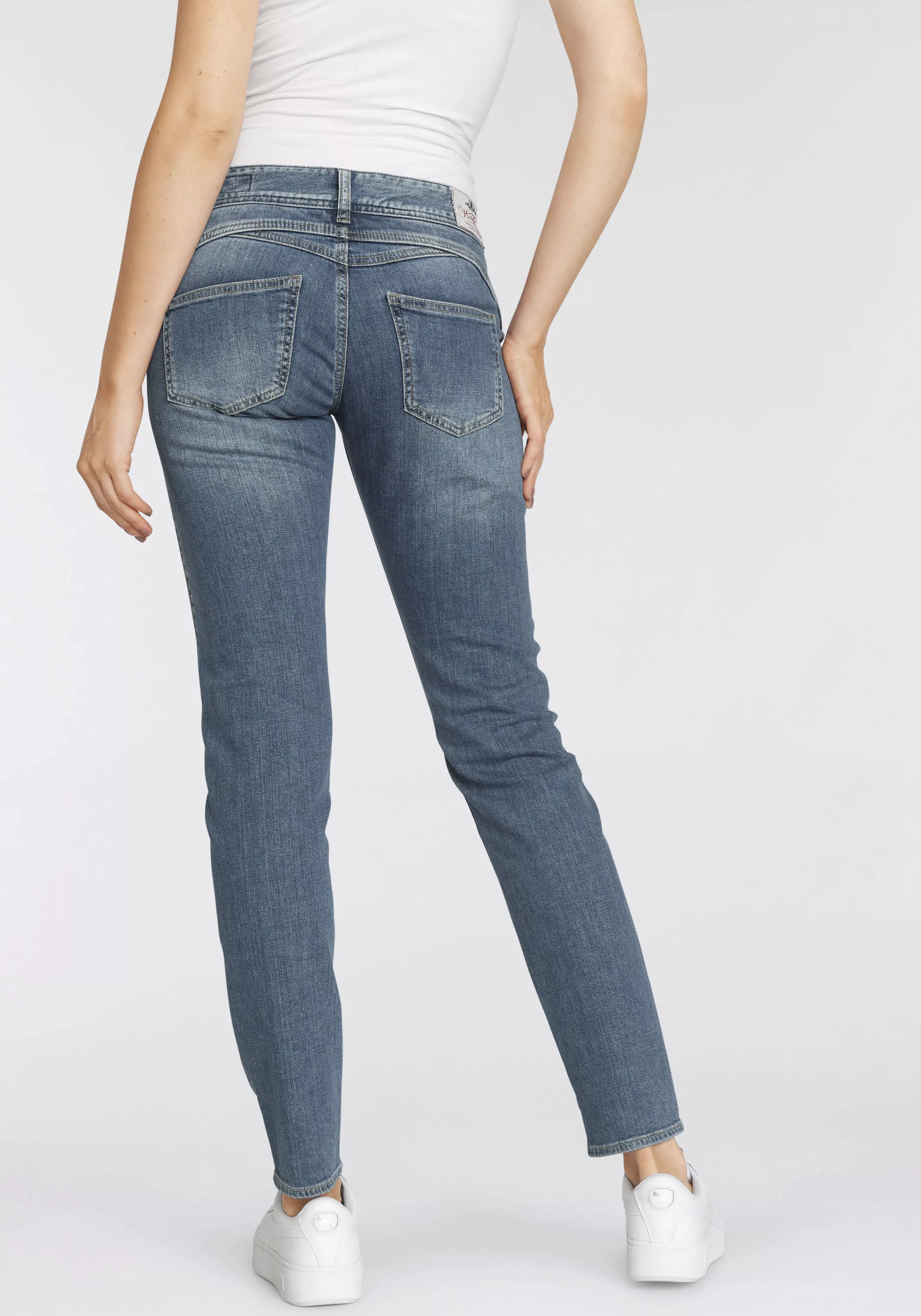 Herrlicher Slim-fit-Jeans "GINA RECYCLED DENIM", mit seitlichem Keileinsatz günstig online kaufen