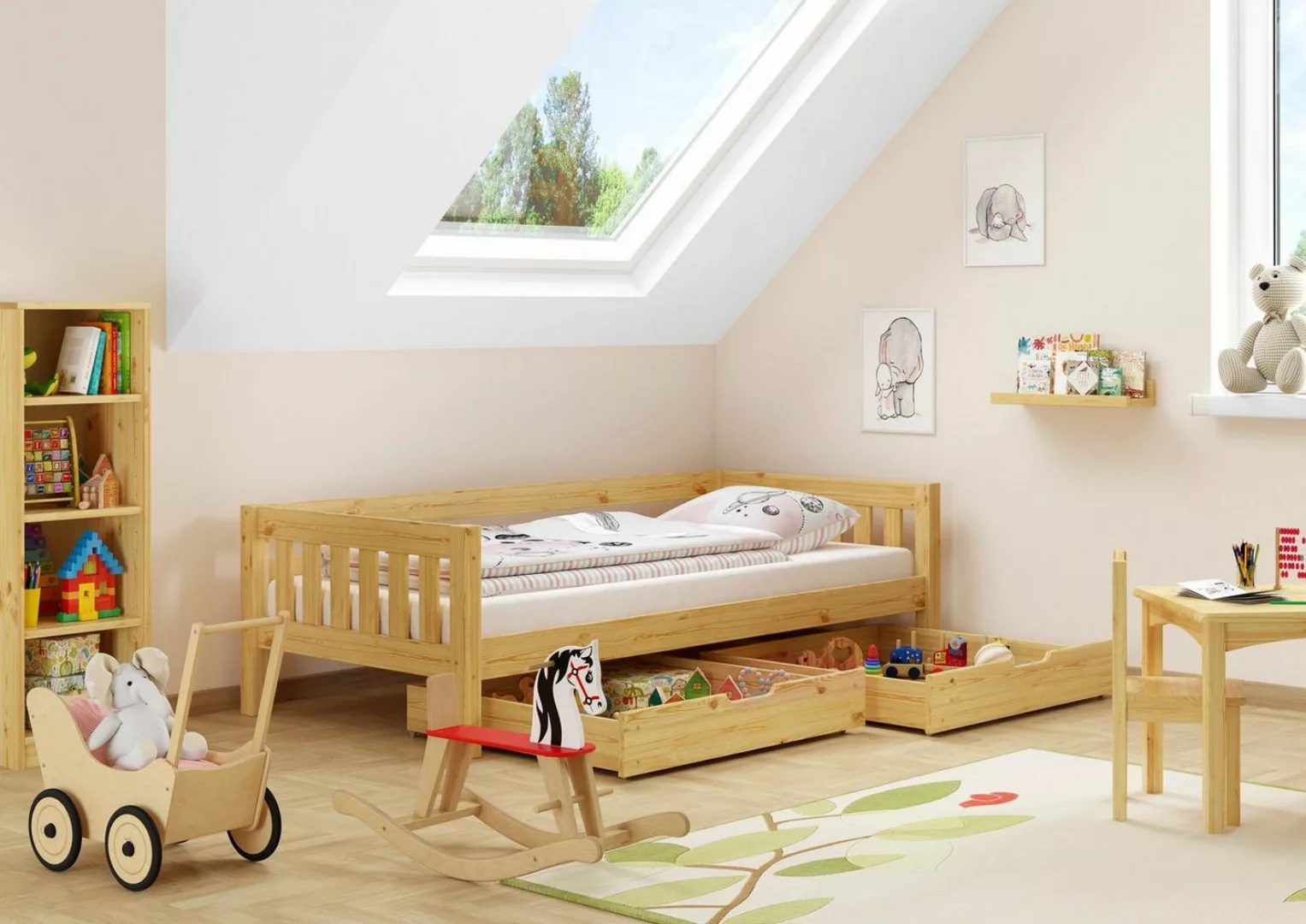 ERST-HOLZ Bett Gemütliches Kinderbett mit dreiseitiger Sicherung 90x200 cm günstig online kaufen