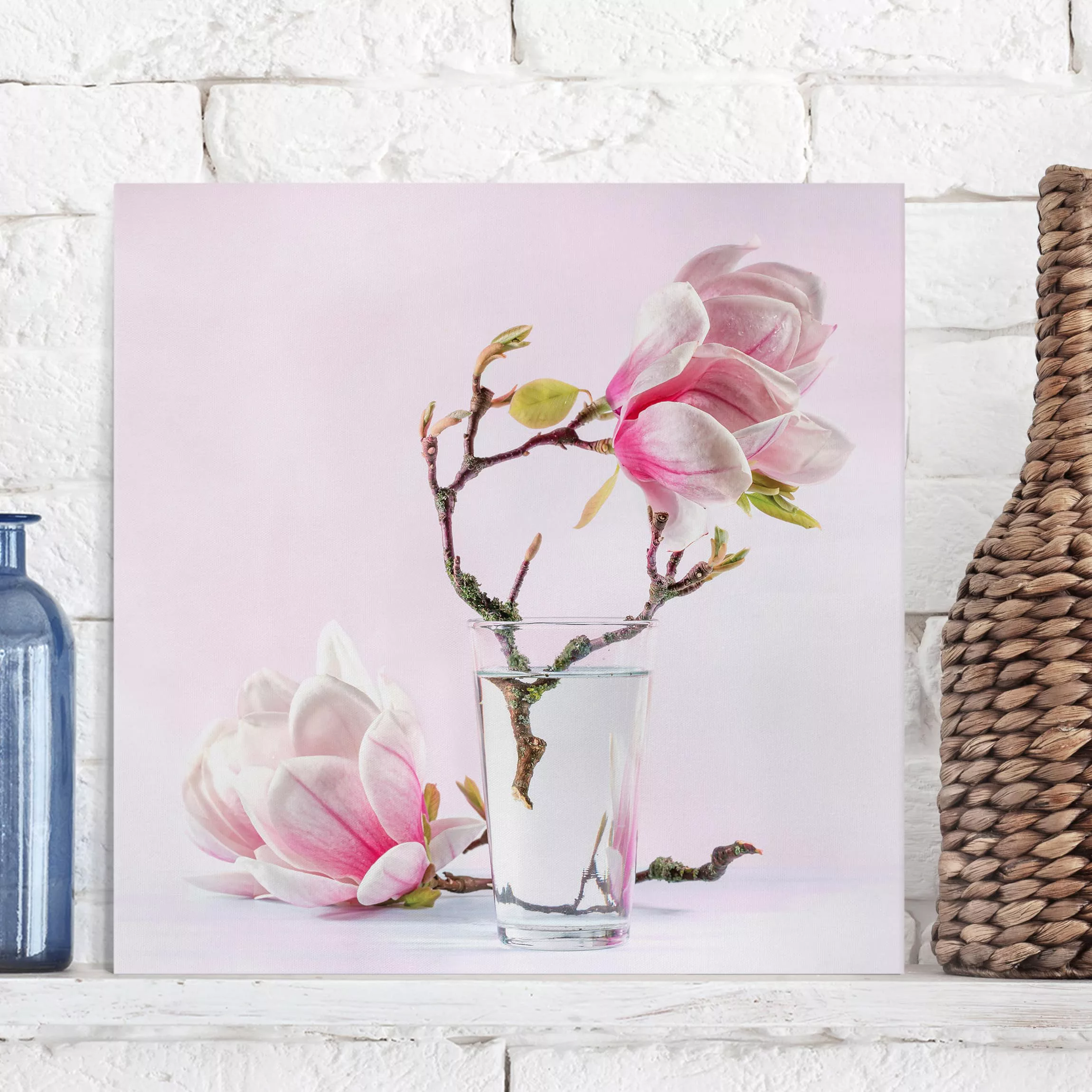 Leinwandbild Blumen - Quadrat Magnolie im Glas günstig online kaufen