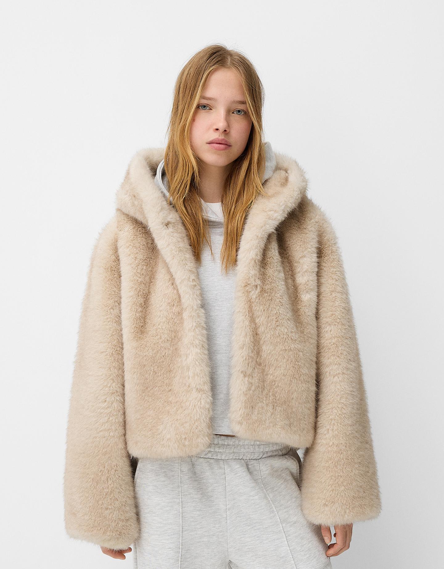 Bershka Jacke Aus Kunstfell Mit Kapuze Damen M Beige günstig online kaufen