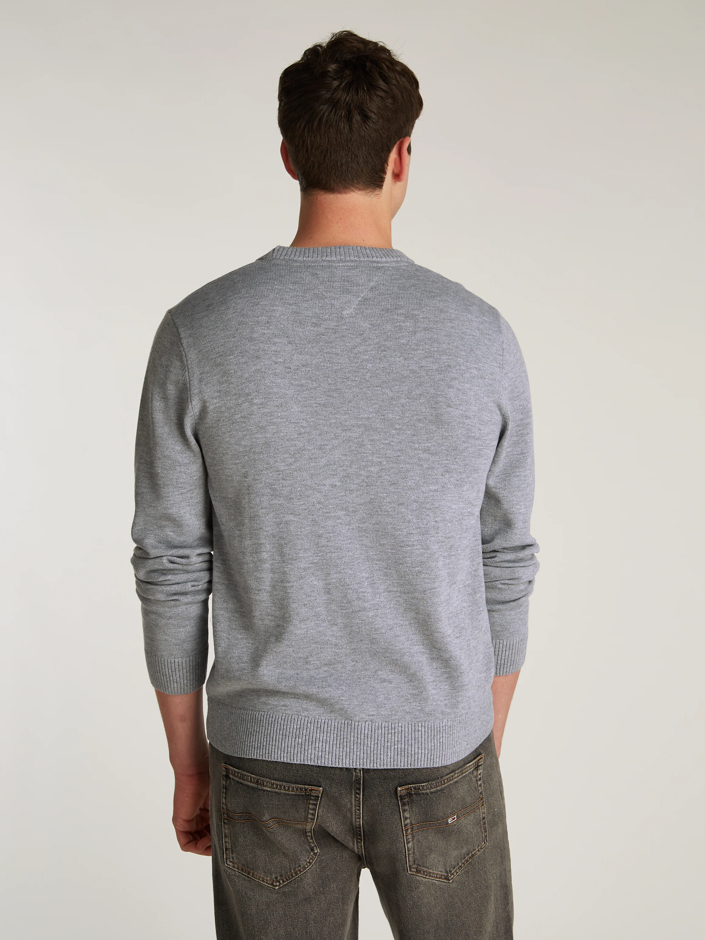 Tommy Jeans Strickpullover "TJM LINEAR SMALL CHEST SWEATER", mit Logoschrif günstig online kaufen