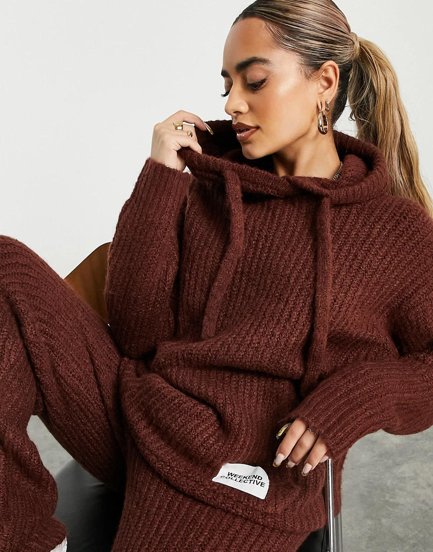 ASOS DESIGN – Weekend Collective – Kapuzenpullover aus Rippstrick in Braun günstig online kaufen