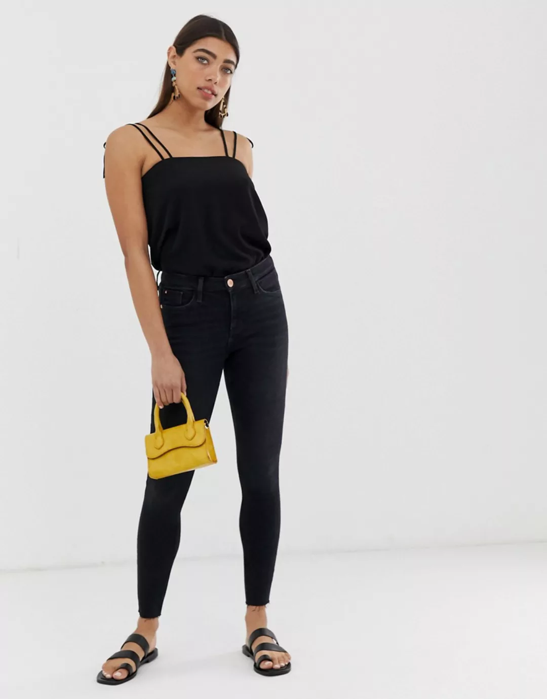 River Island – Amelie – Enge Jeans in Schwarz günstig online kaufen