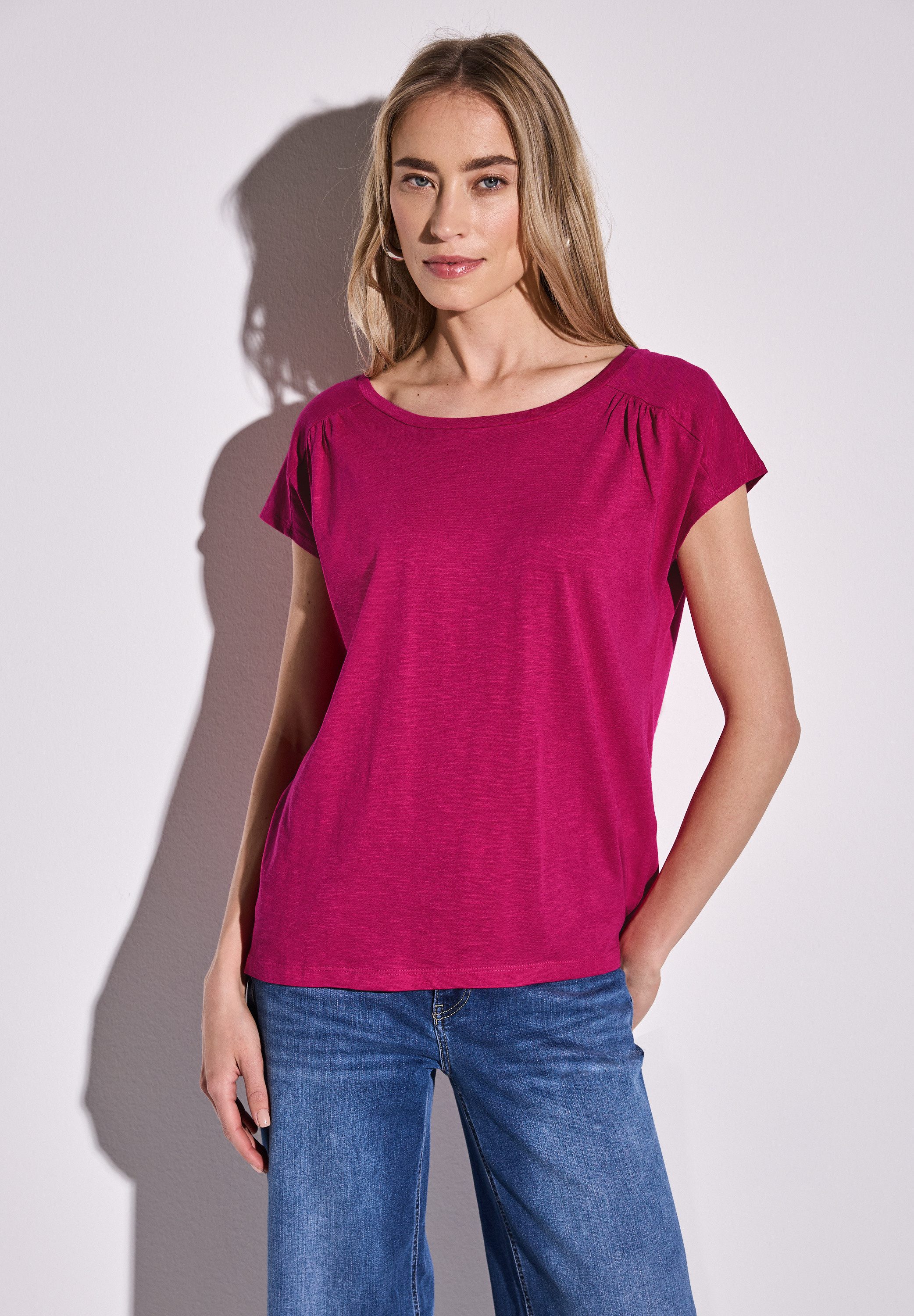 STREET ONE T-Shirt, mit Seitlichen Einschlitzen am Saum günstig online kaufen