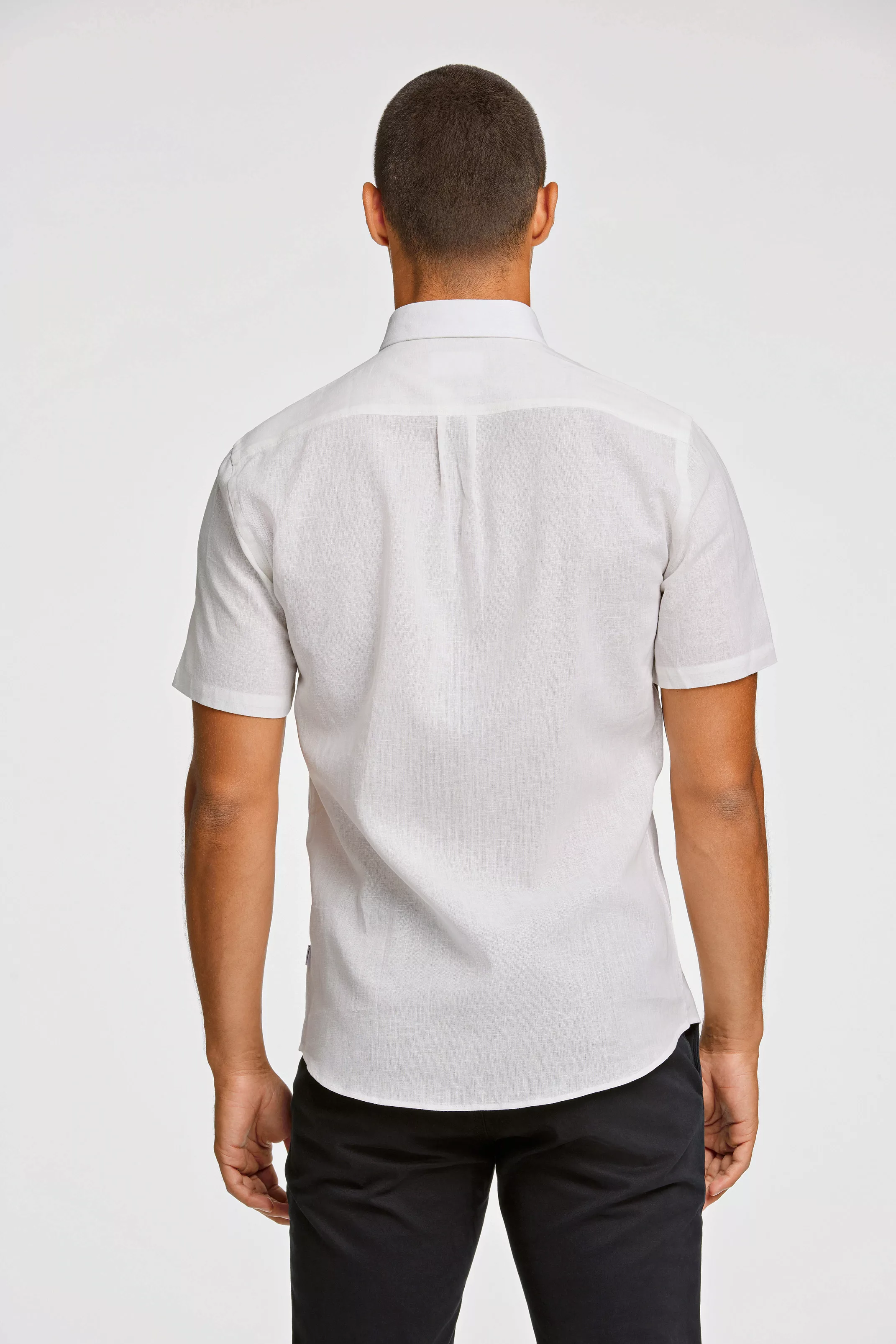 LINDBERGH Leinenhemd, kurzarm mit Button-Down-Kragen und aus einem Leinen-B günstig online kaufen