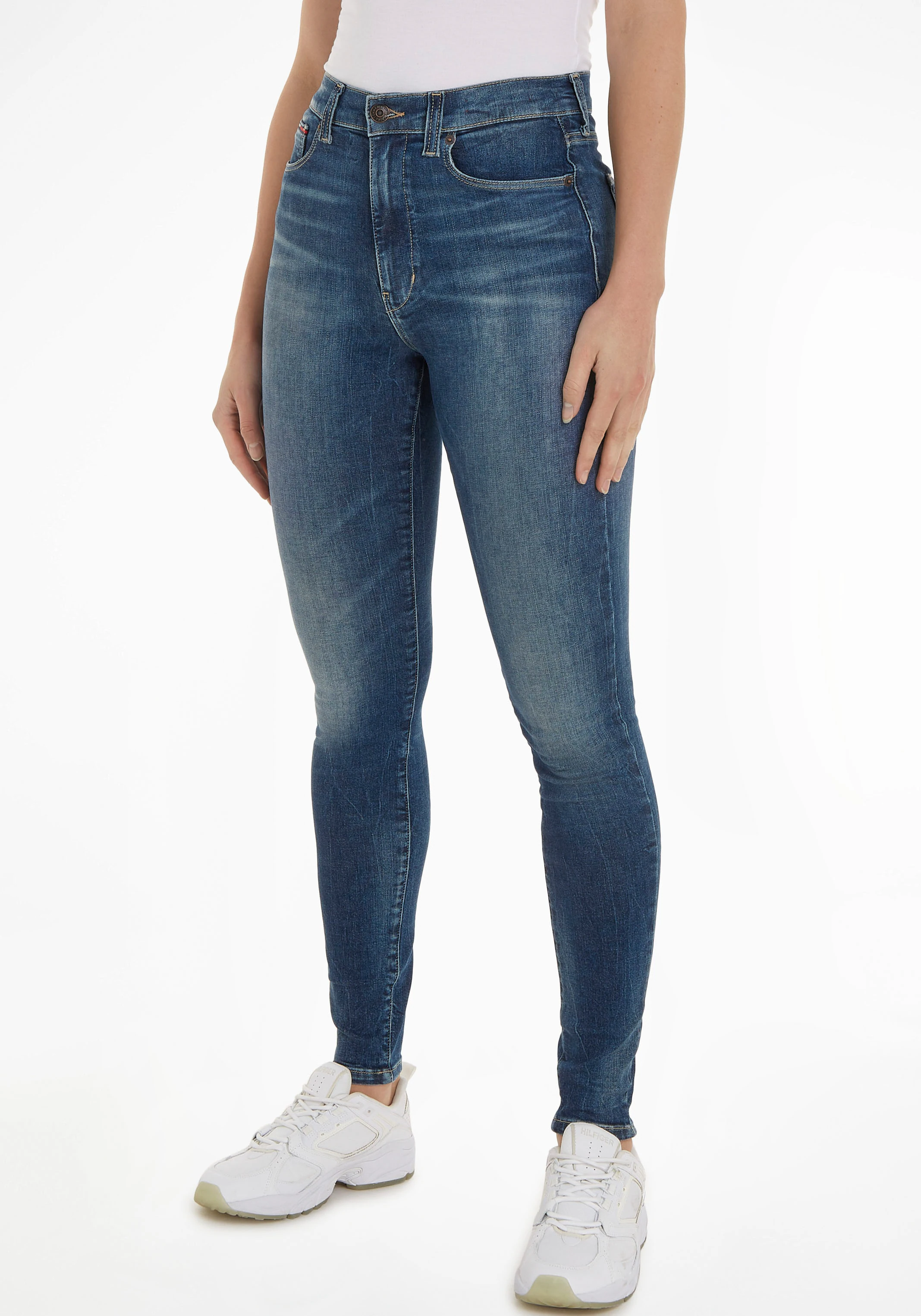 Tommy Jeans Skinny-fit-Jeans Jeans SYLVIA HR SSKN CG4 mit Logobadge und Lab günstig online kaufen