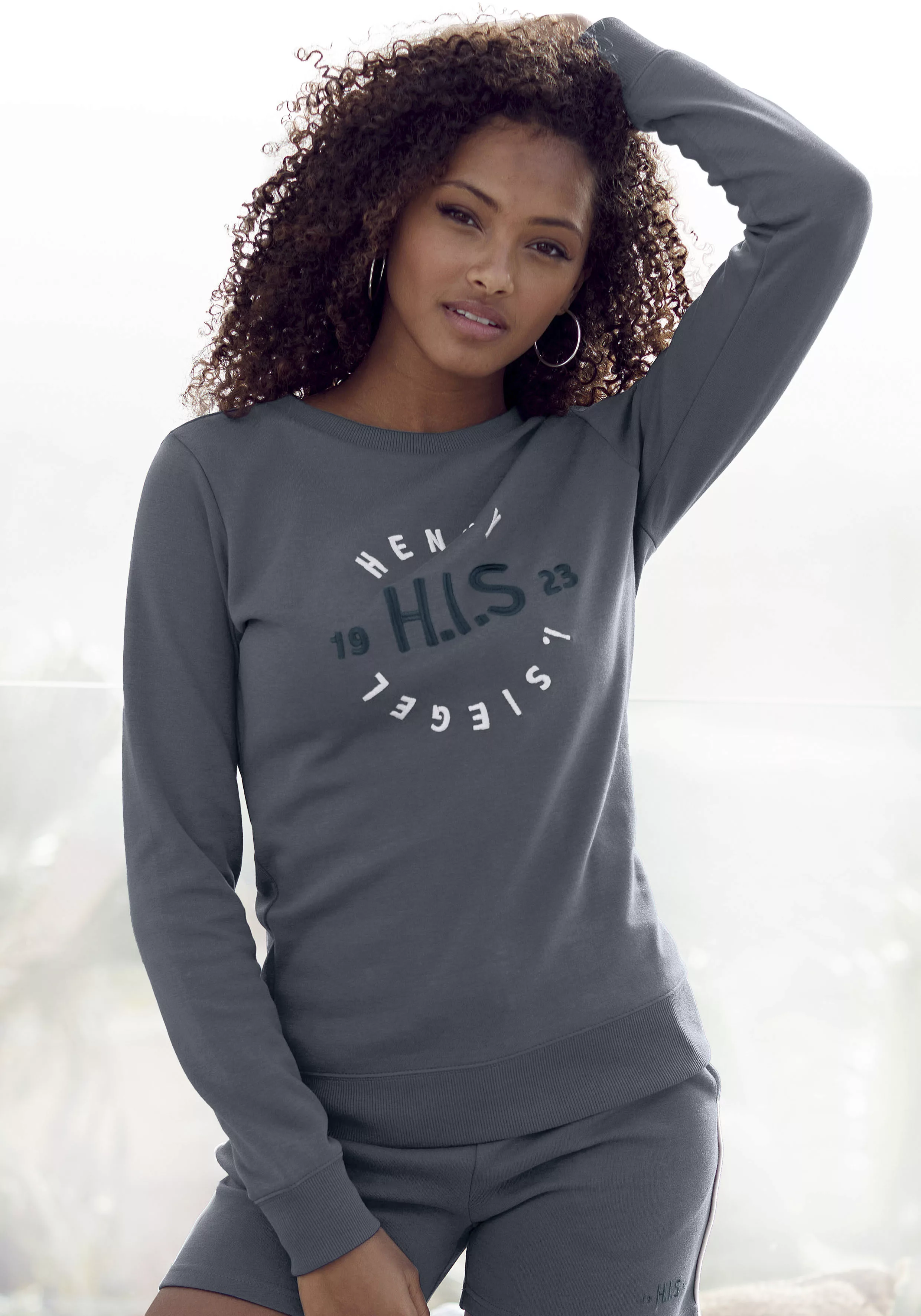 H.I.S Sweatshirt mit großer Logo Stickerei, Loungeanzug günstig online kaufen