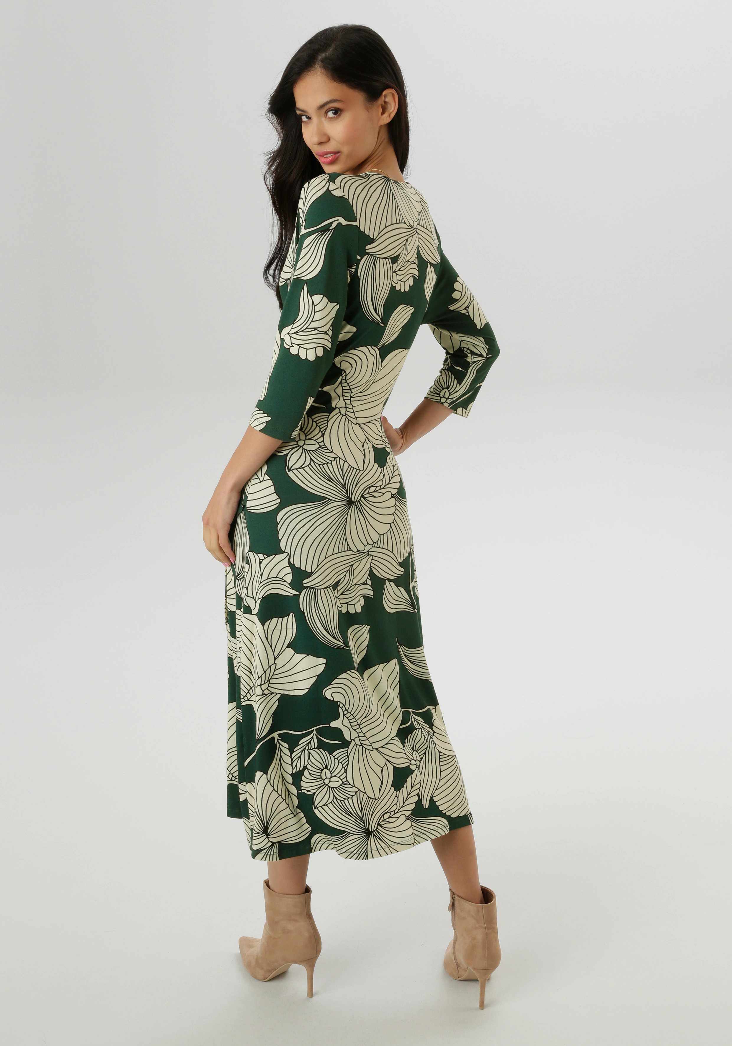 Aniston SELECTED Jerseykleid, mit V-Ausschnitt in Wickel-Optik - NEUE KOLLE günstig online kaufen