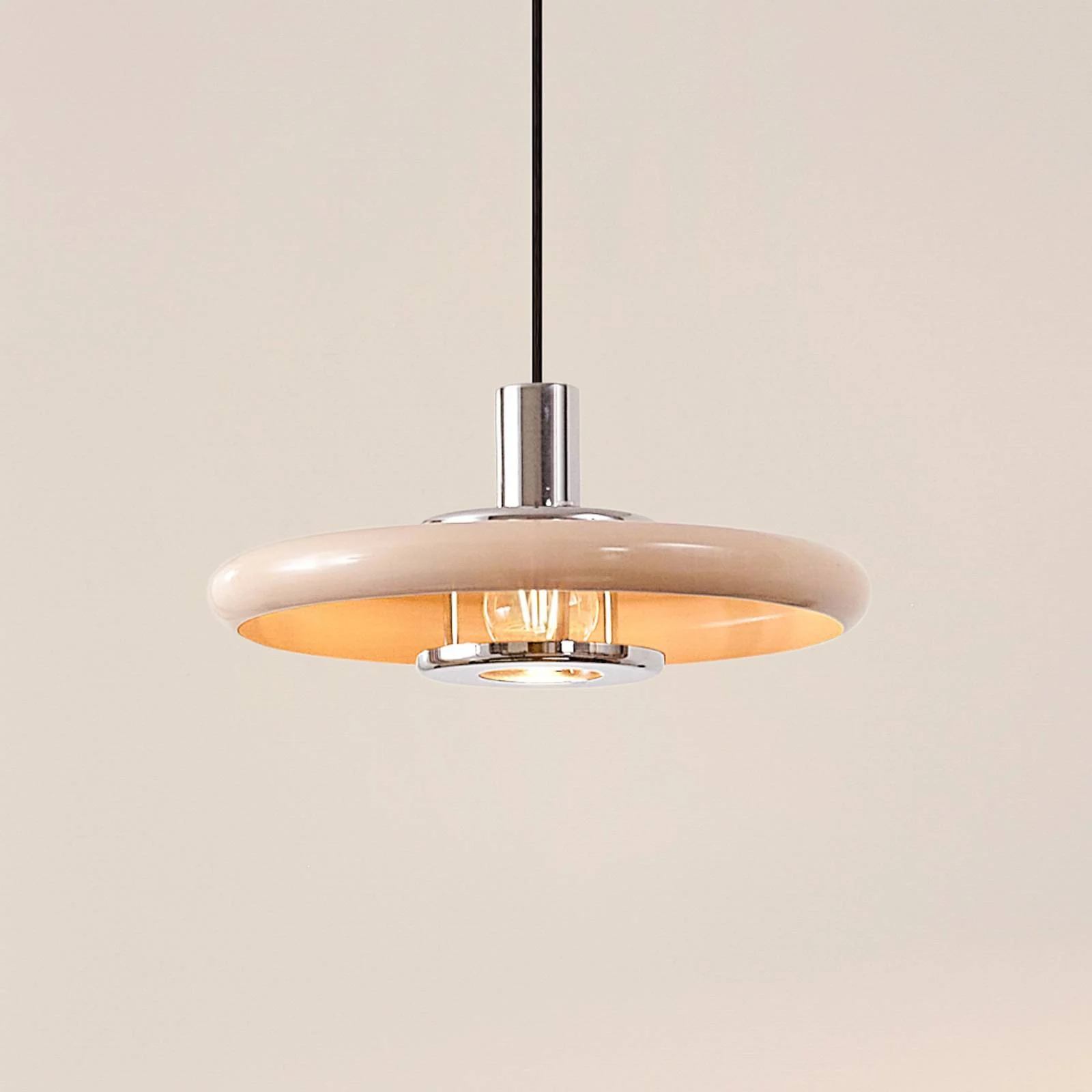 Lindby Pendelleuchte Branford, Retro, Ø 35 cm, beige, Metall günstig online kaufen