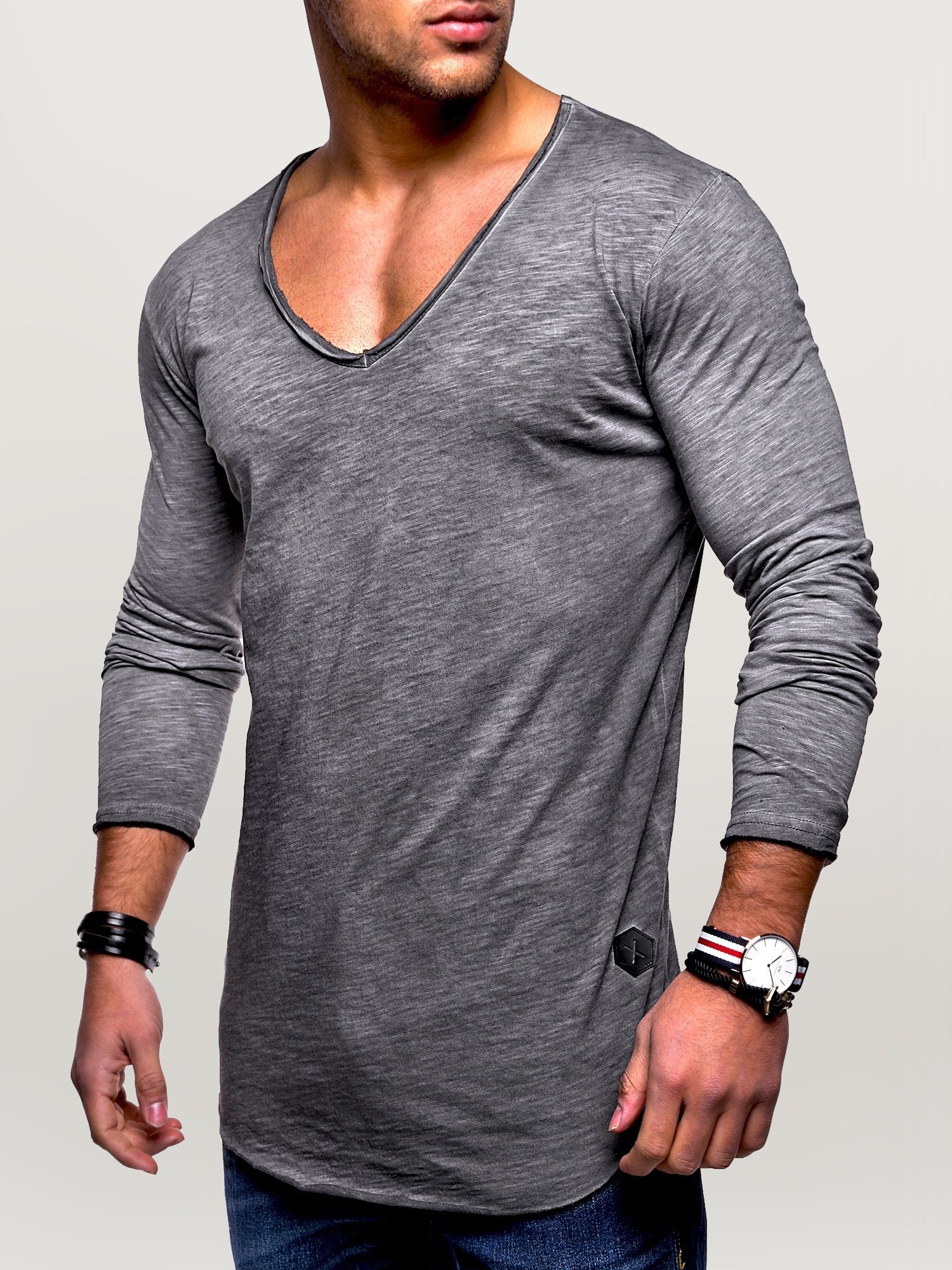 behype Langarmshirt "NUKE L/S", mit V-Ausschnitt günstig online kaufen