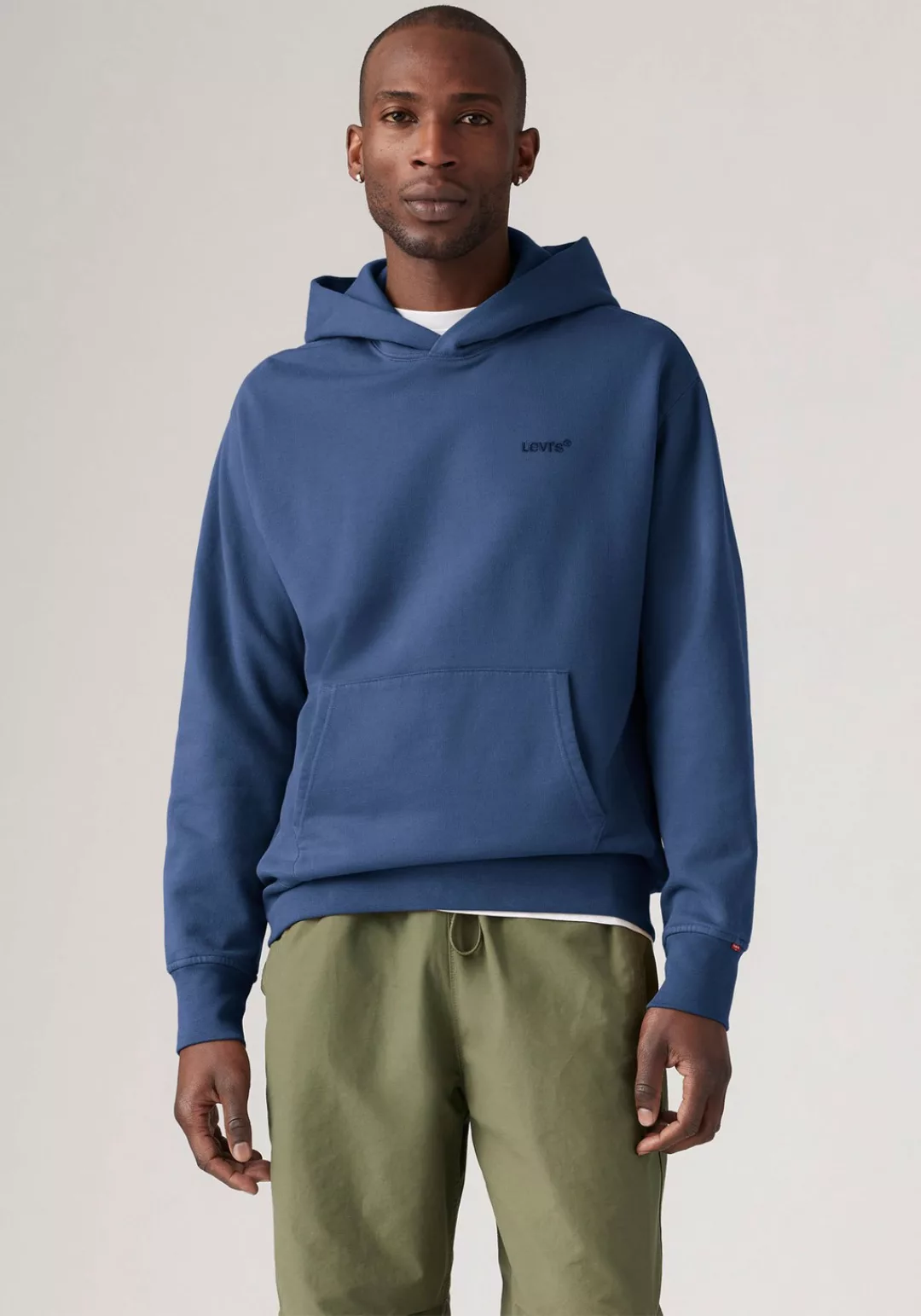 Levi's® Hoodie THE AUTHENTIC HOODIE mit kleiner Ton-in-Ton Logostickerei au günstig online kaufen