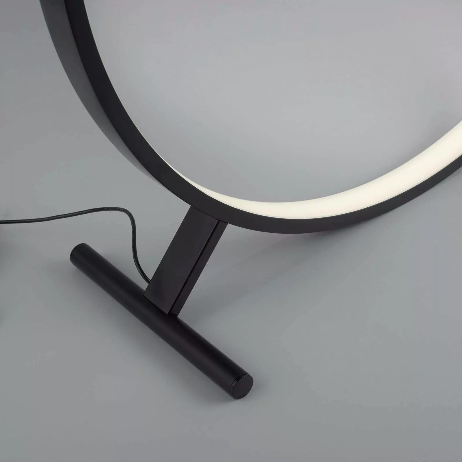 LED-Stehleuchte Hula CCT mit Fernbedienung Ø 80 cm günstig online kaufen
