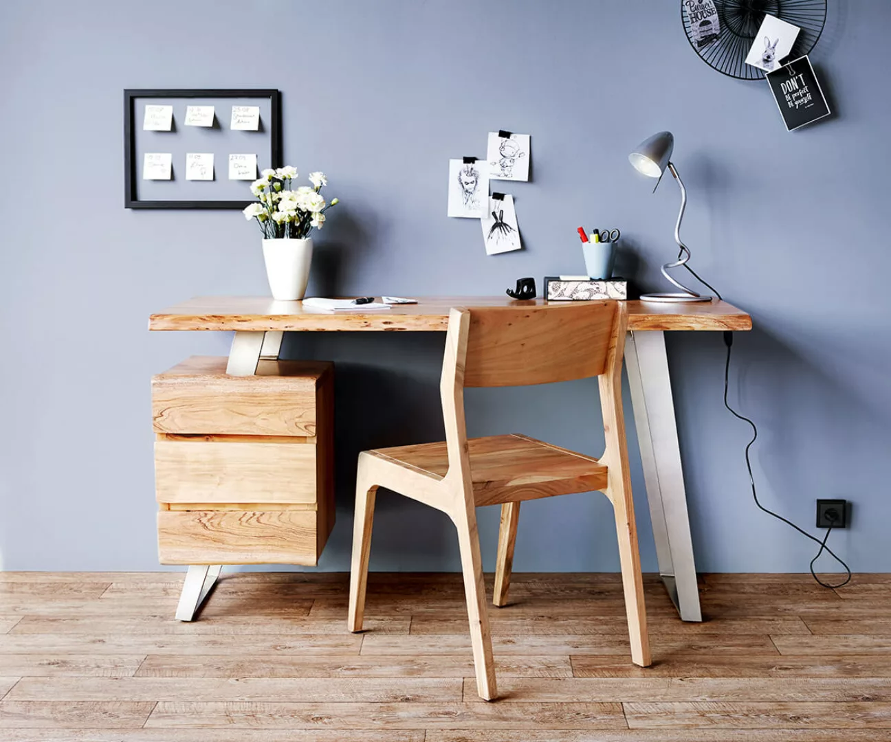 Schreibtisch Live-Edge 150x60 cm Akazie Natur 3 Schübe günstig online kaufen