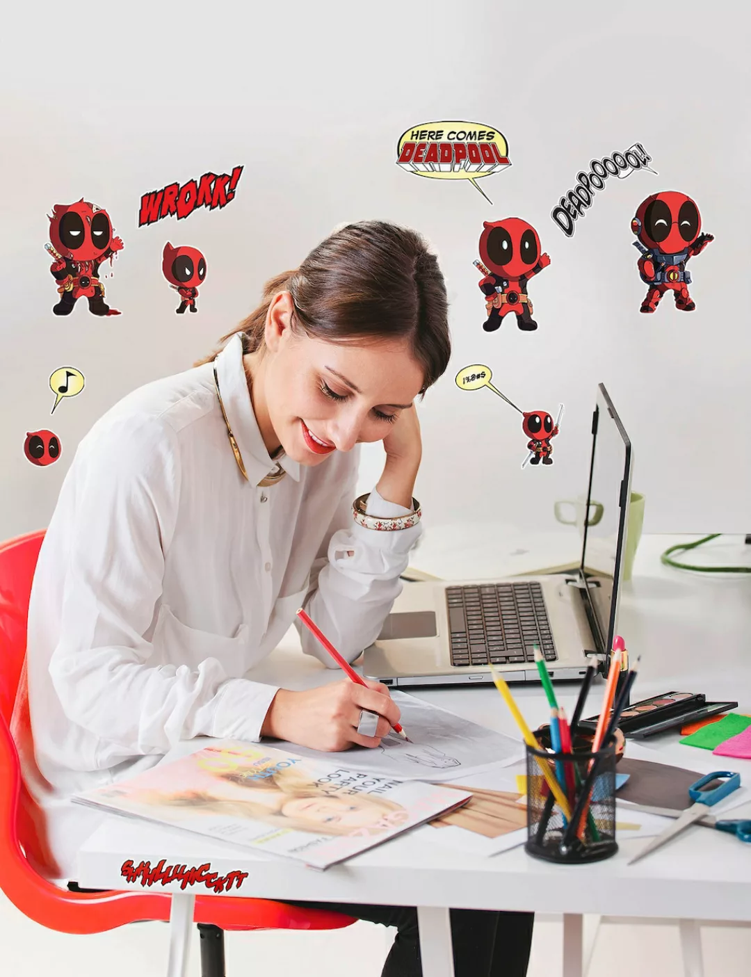 KOMAR Wandtattoo - Deadpool Cute  - Größe 50 x 70 cm mehrfarbig Gr. one siz günstig online kaufen