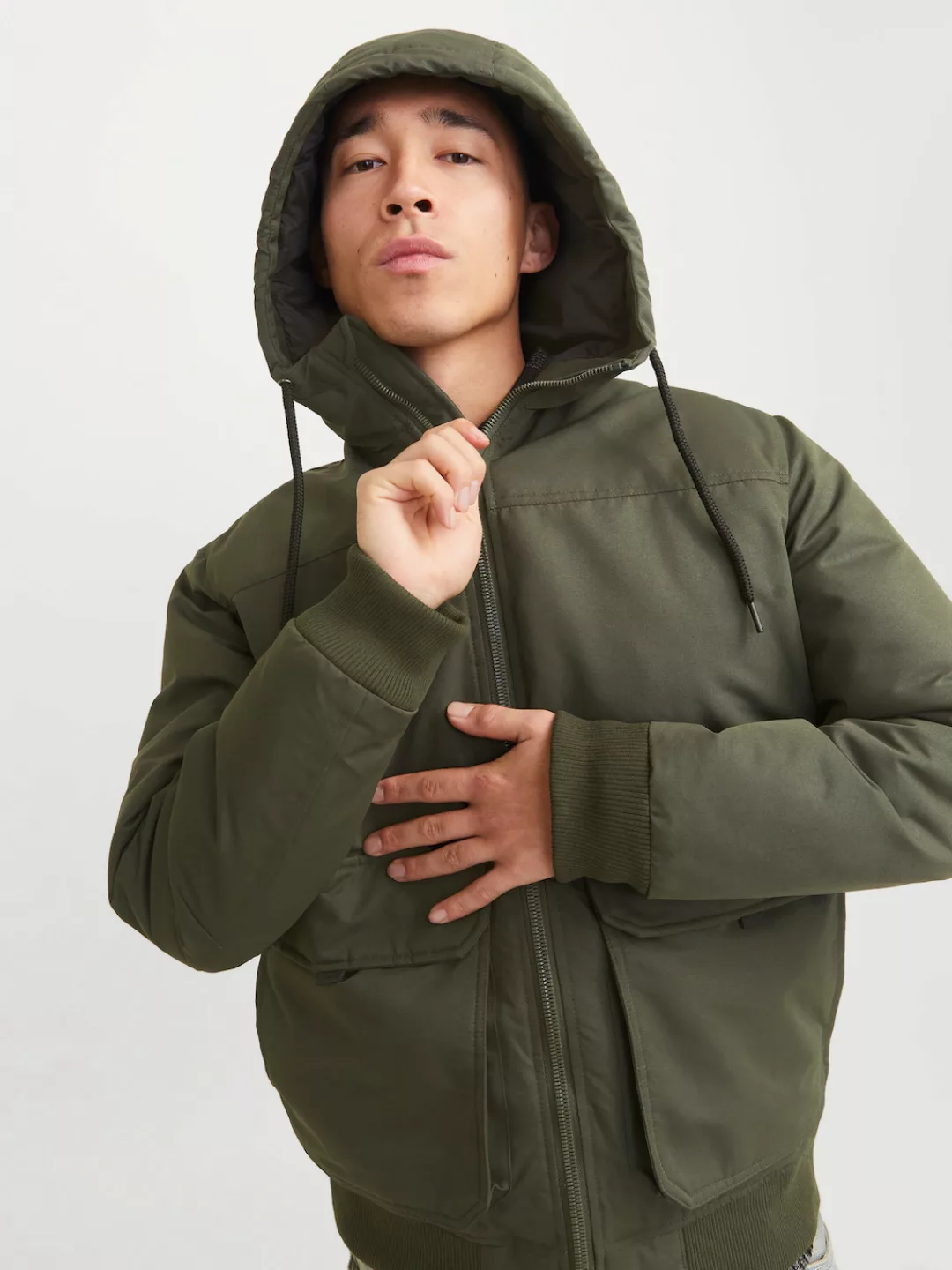 Jack & Jones Bomberjacke "JJCONSTRUCT BOMBER", mit Kapuze günstig online kaufen