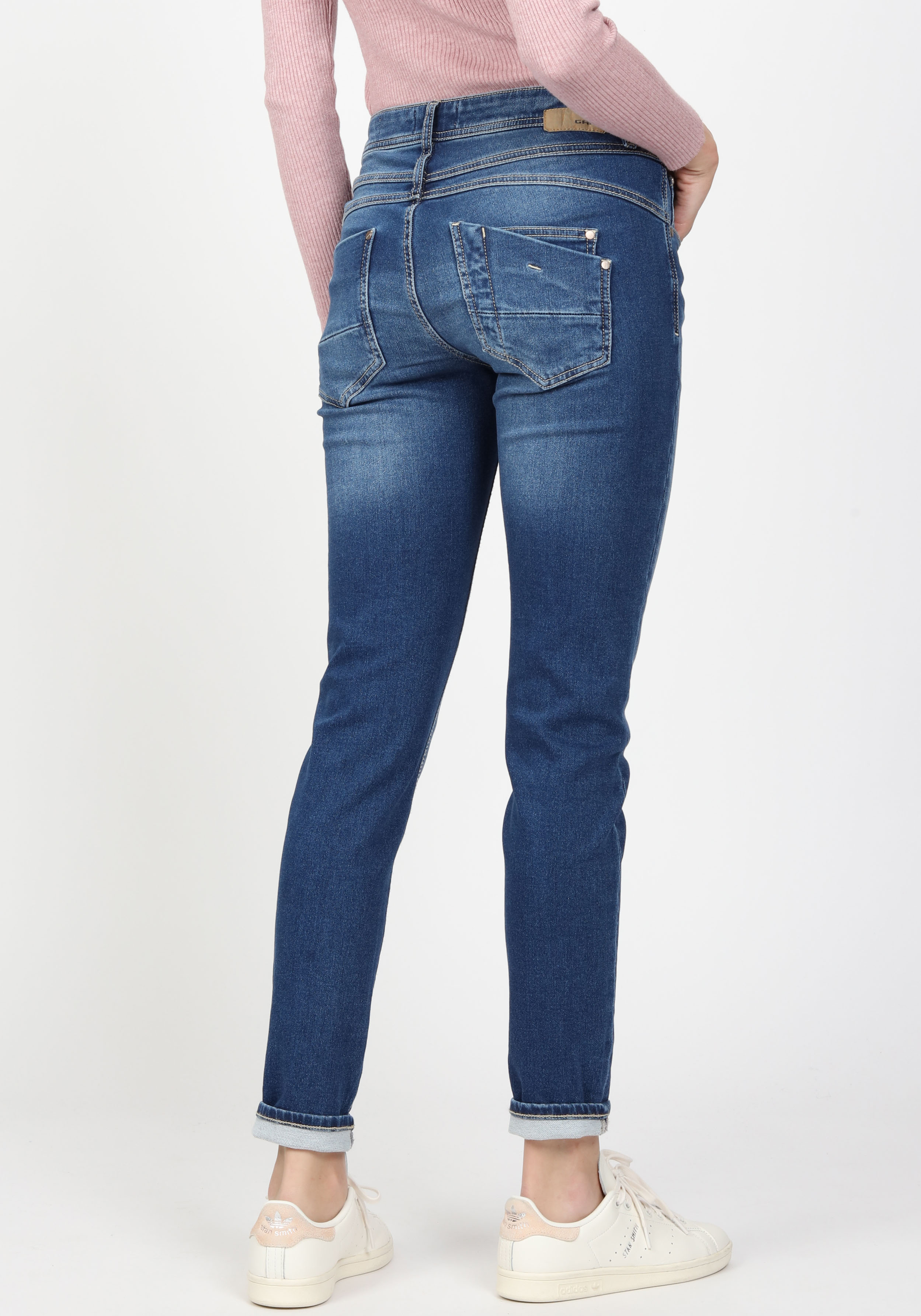 GANG Relax-fit-Jeans "94AMELIE", mit Used-Effekten günstig online kaufen