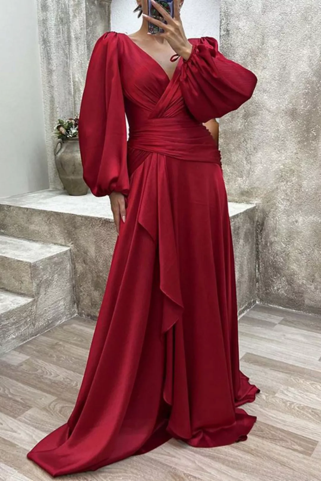 KIKI Abendkleid Damen-Abendkleid–elegantes langes Satinkleid – plissiertes günstig online kaufen