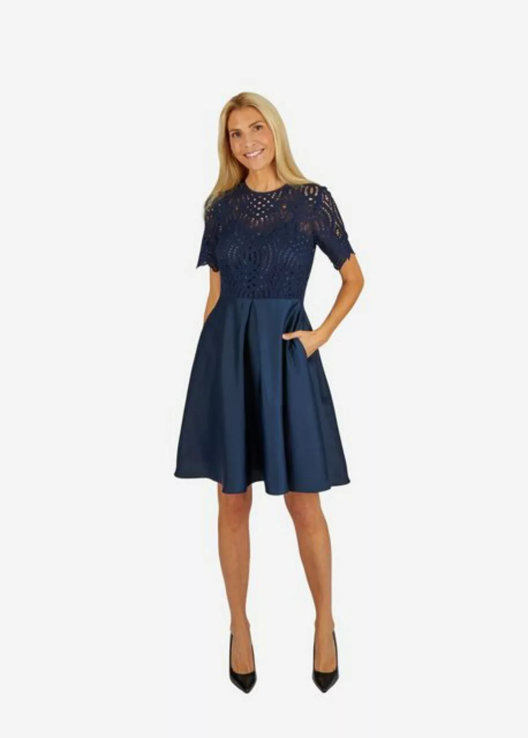 Kleo Cocktailkleid Taillenbetontes Cocktailkleid mit Spitze im Skaterlook m günstig online kaufen