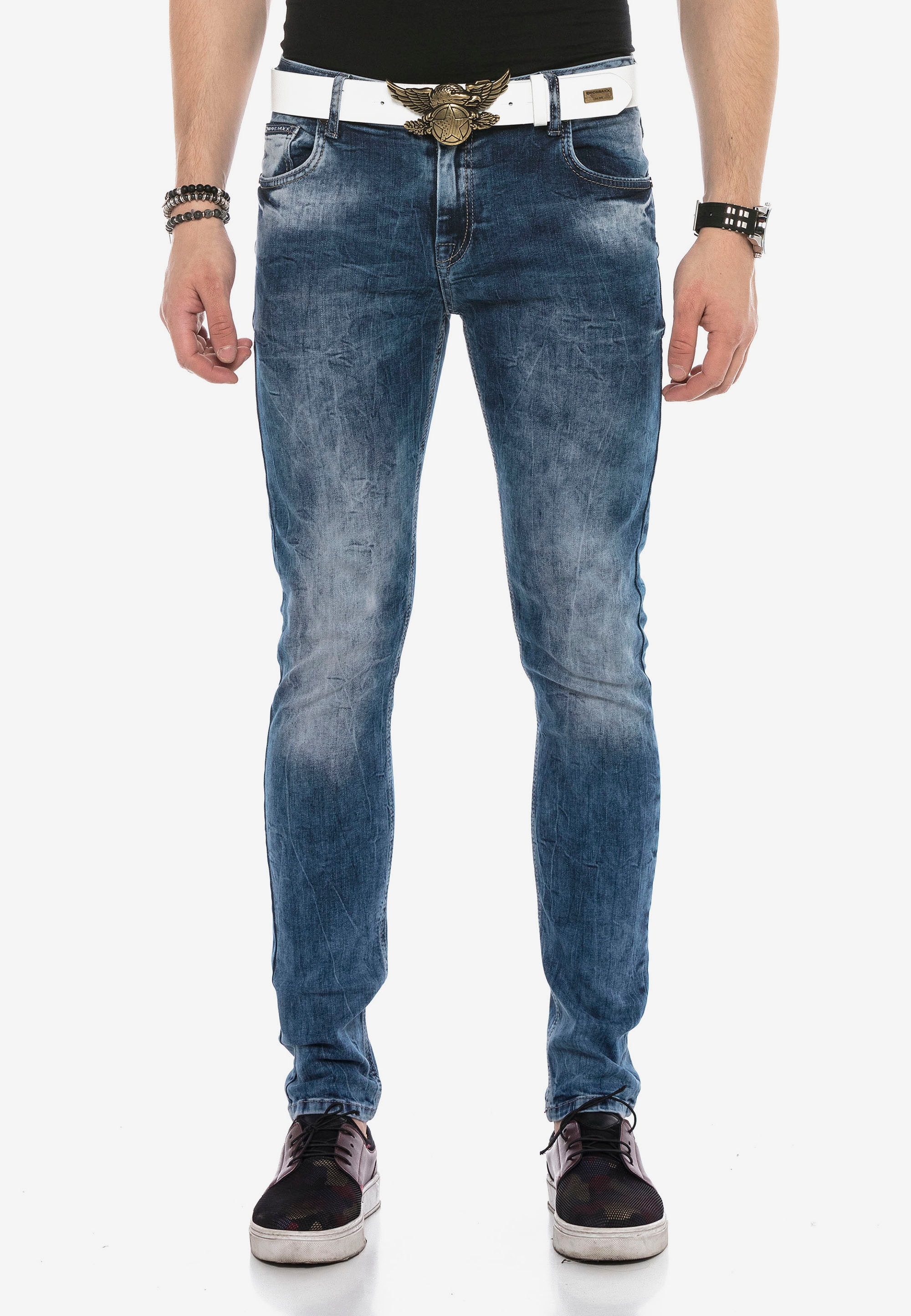 Cipo & Baxx Bequeme Jeans, mit optimaler Passform in Slim-Straight Fit günstig online kaufen