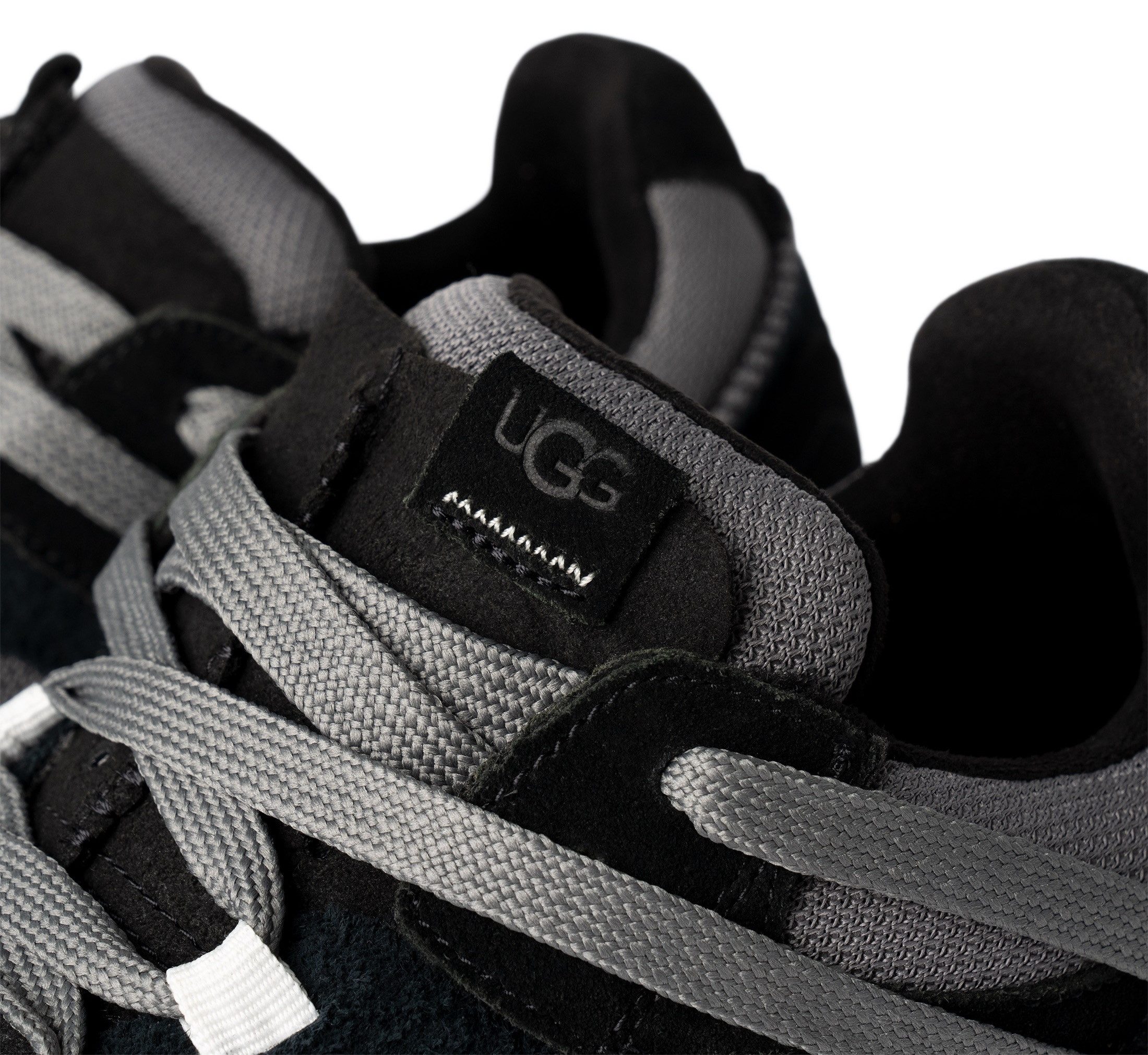 UGG RETROFI LOW Sneaker, Plateausneaker, Chunky günstig online kaufen