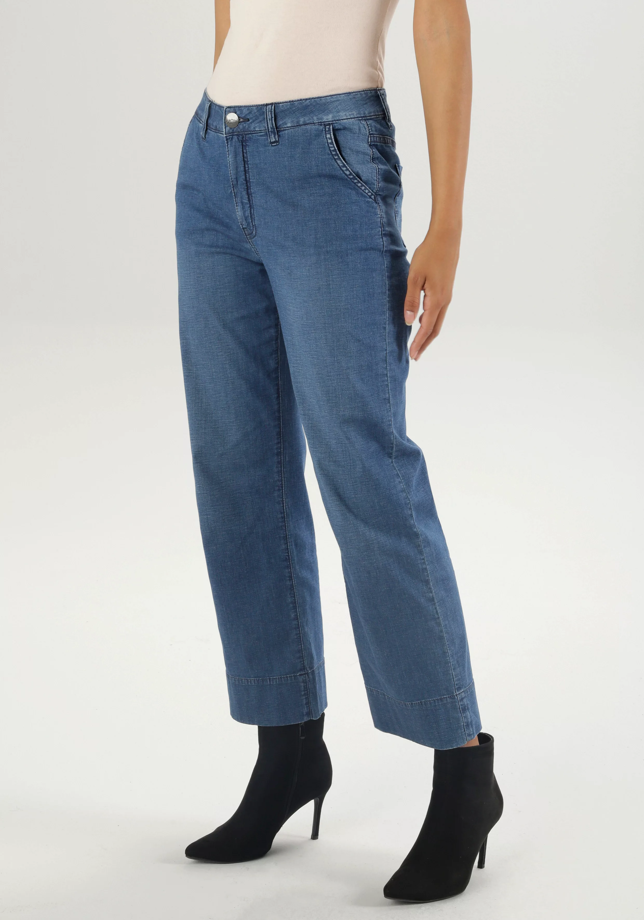 Aniston SELECTED Straight-Jeans, mit weitem Bein; regular waist - NEUE KOLL günstig online kaufen