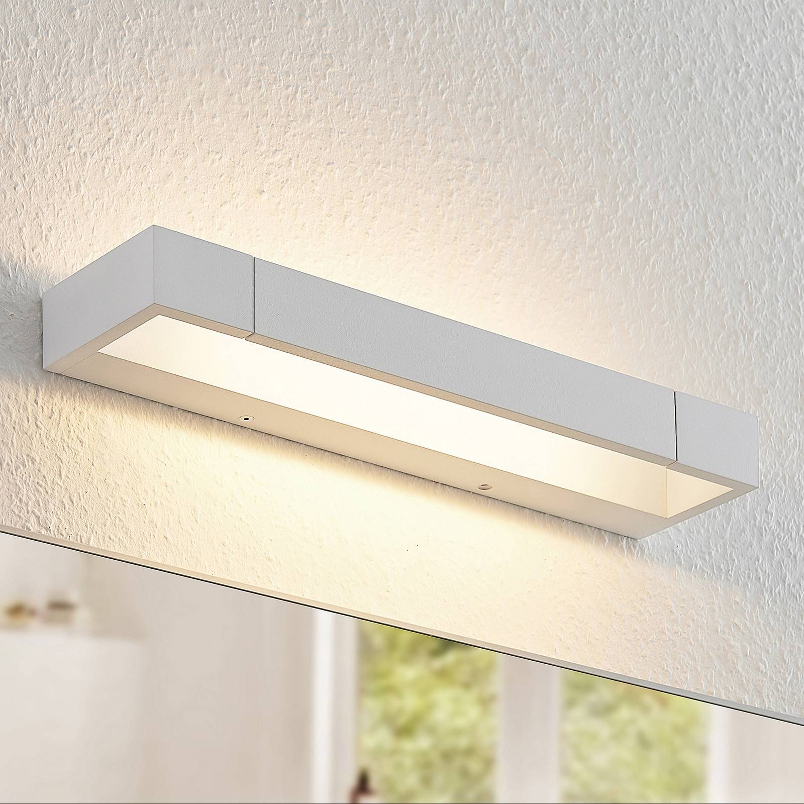 Arcchio Jora LED-Wandlampe, IP44, weiß, 40 cm günstig online kaufen