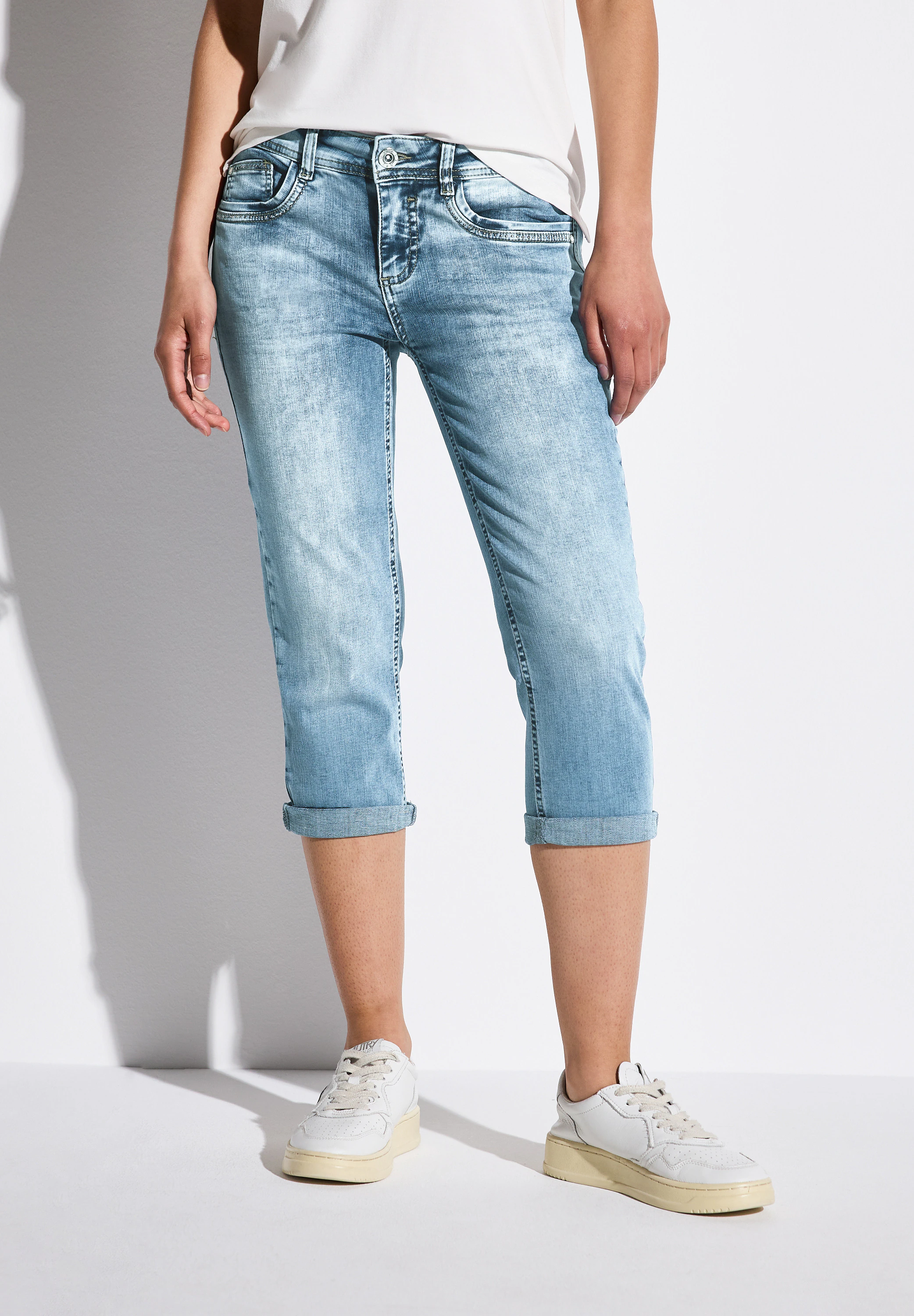 STREET ONE Comfort-fit-Jeans, aus Baumwolle mit Stretchanteil günstig online kaufen