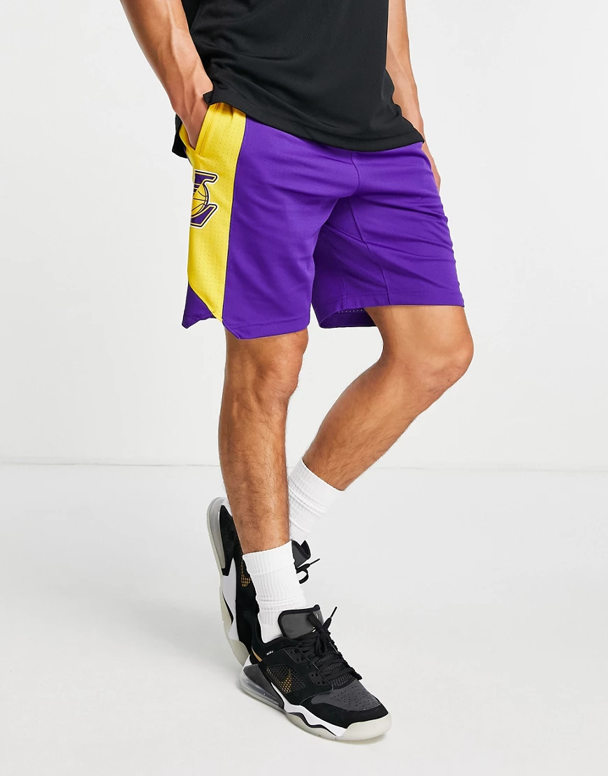 Nike – Basketball NBA LA Lakers – Shorts in Lila-Violett günstig online kaufen