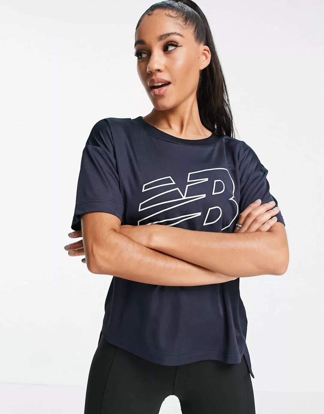New Balance – Running Achiever – T-Shirt aus Netzstoff in Schwarz mit große günstig online kaufen
