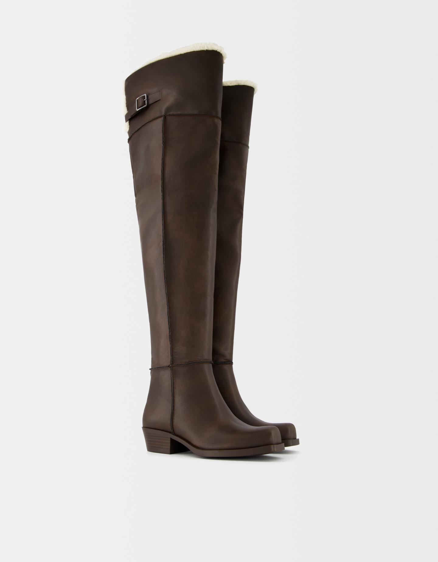 Bershka Stiefel Flach Over The Knie Damen 37 Braun günstig online kaufen