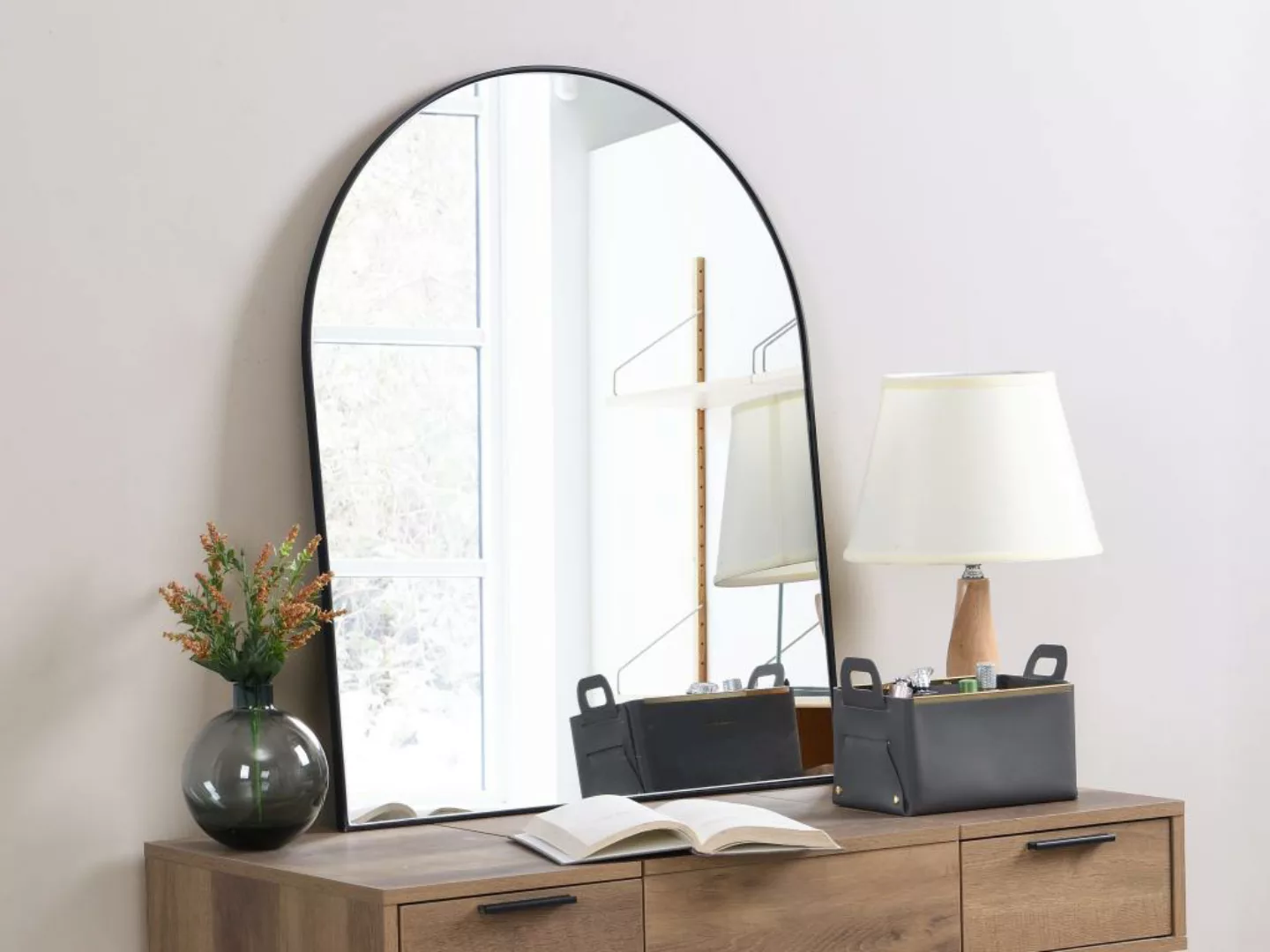 Bogenförmiger Spiegel - Metall - 65 x 80 cm - Schwarz - MAILEN günstig online kaufen