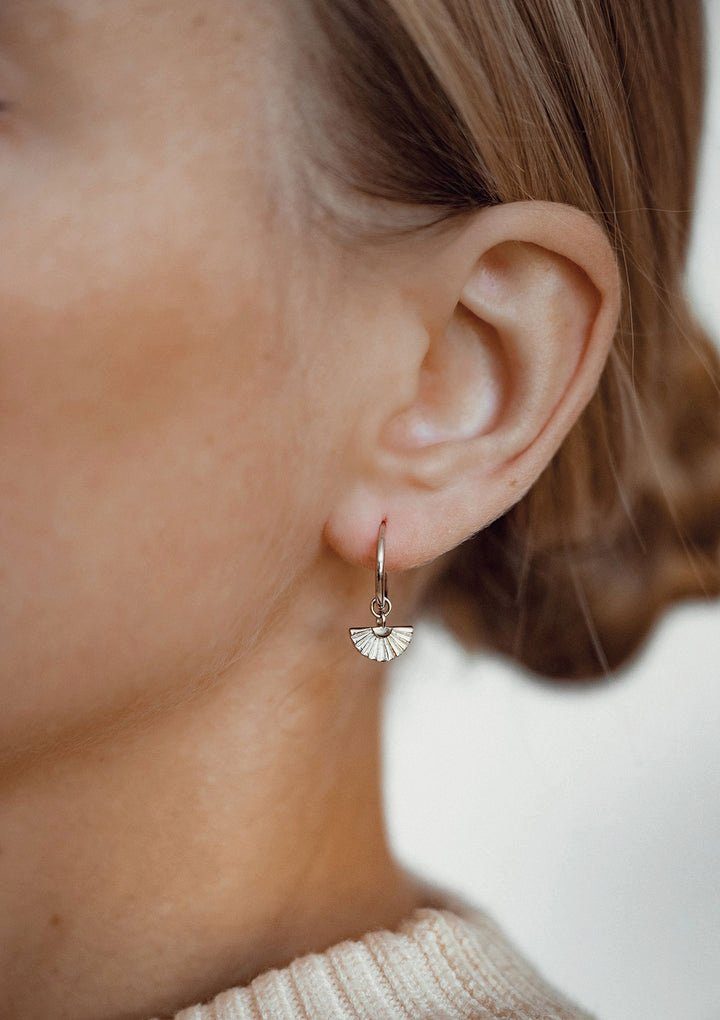 Hey Happiness Klappcreolen Fächer Ohrringe Silber günstig online kaufen