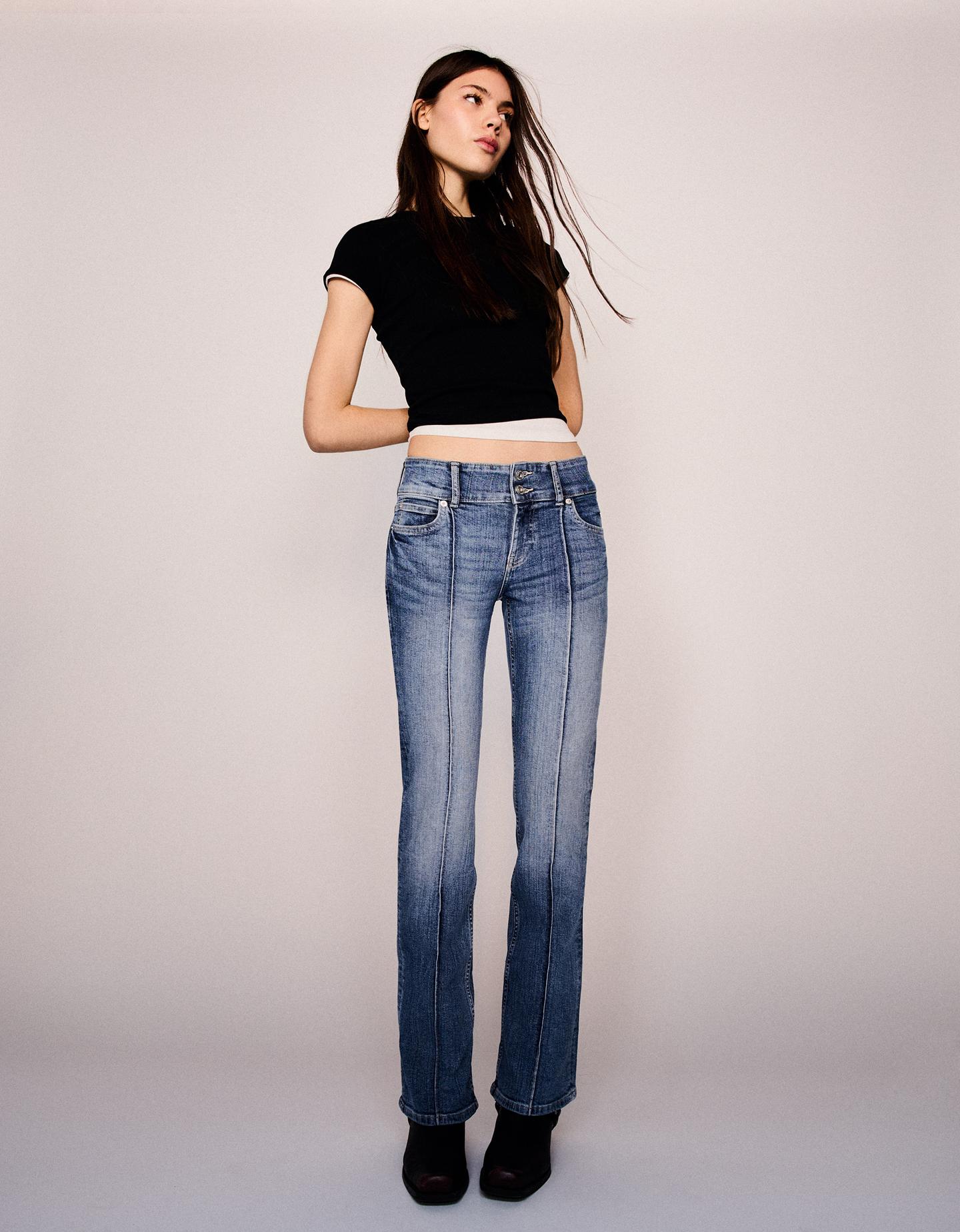 Bershka Bootcut-Jeans Mit Tiefem Bund Damen 40 Blau günstig online kaufen