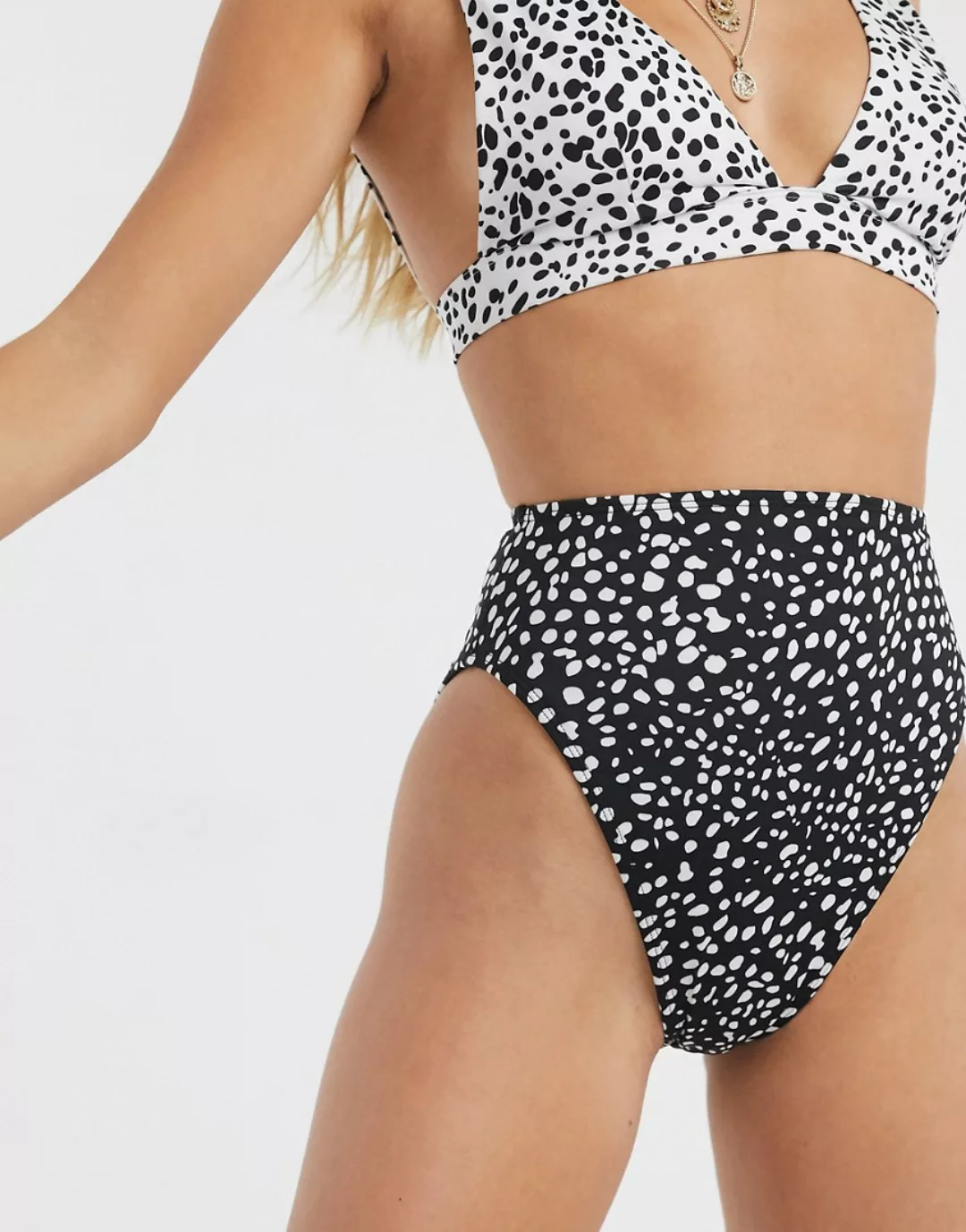 ASOS DESIGN – Mix & Match – Bikinihose aus recyceltem Material mit hohem Be günstig online kaufen