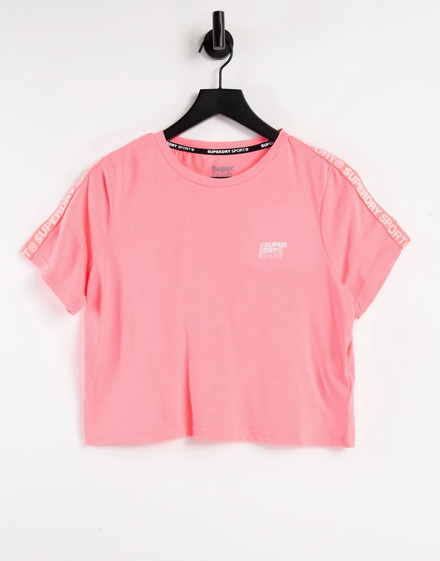 Superdry – Sport Core – Kurzes T-Shirt in Orange günstig online kaufen