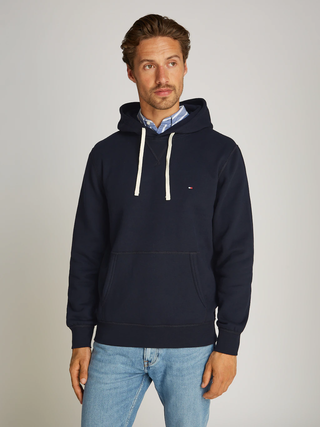 Tommy Hilfiger Hood Essential Small Flag Navy - Größe S günstig online kaufen