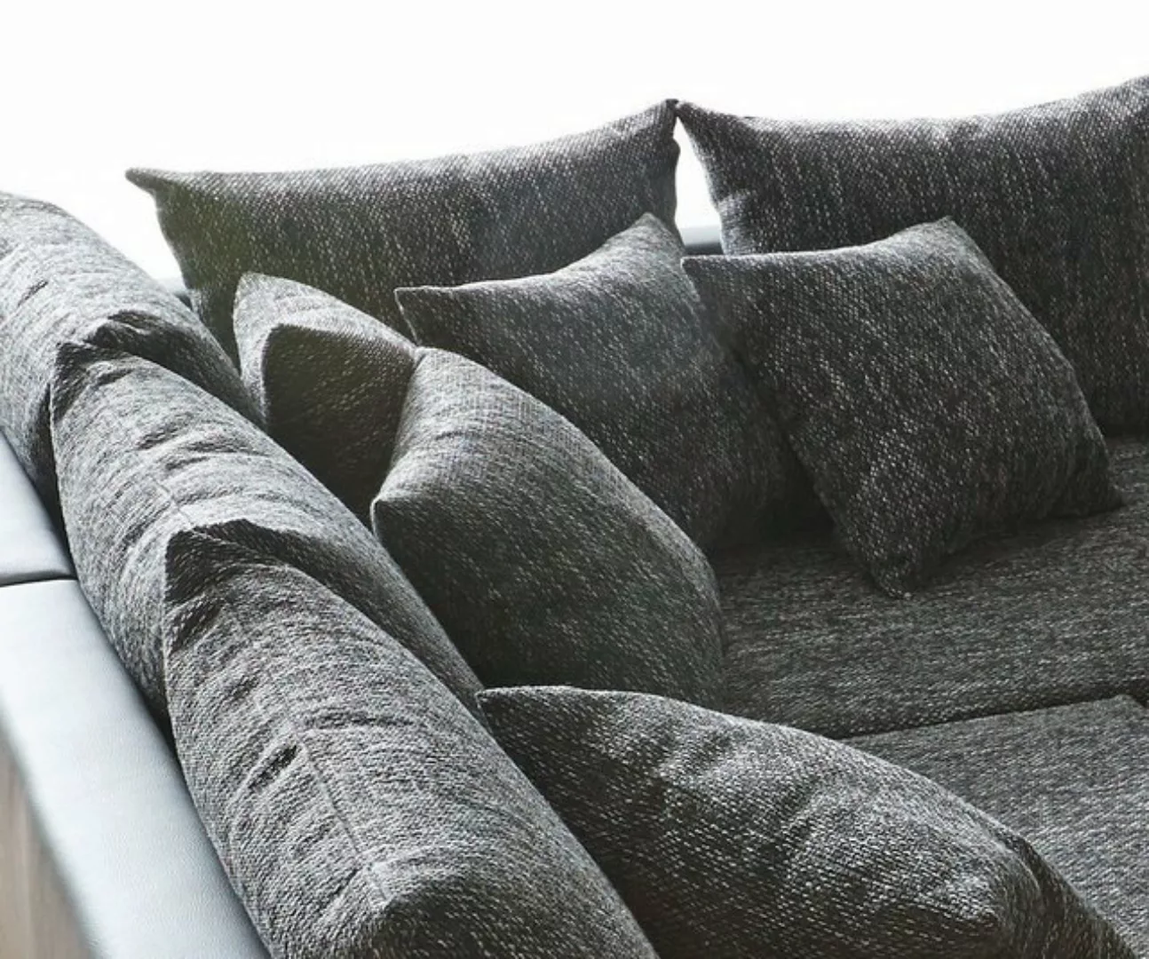 DELIFE Ecksofa Clovis, Schwarz mit Hocker Ottomane Rechts Ecksofa Modular günstig online kaufen